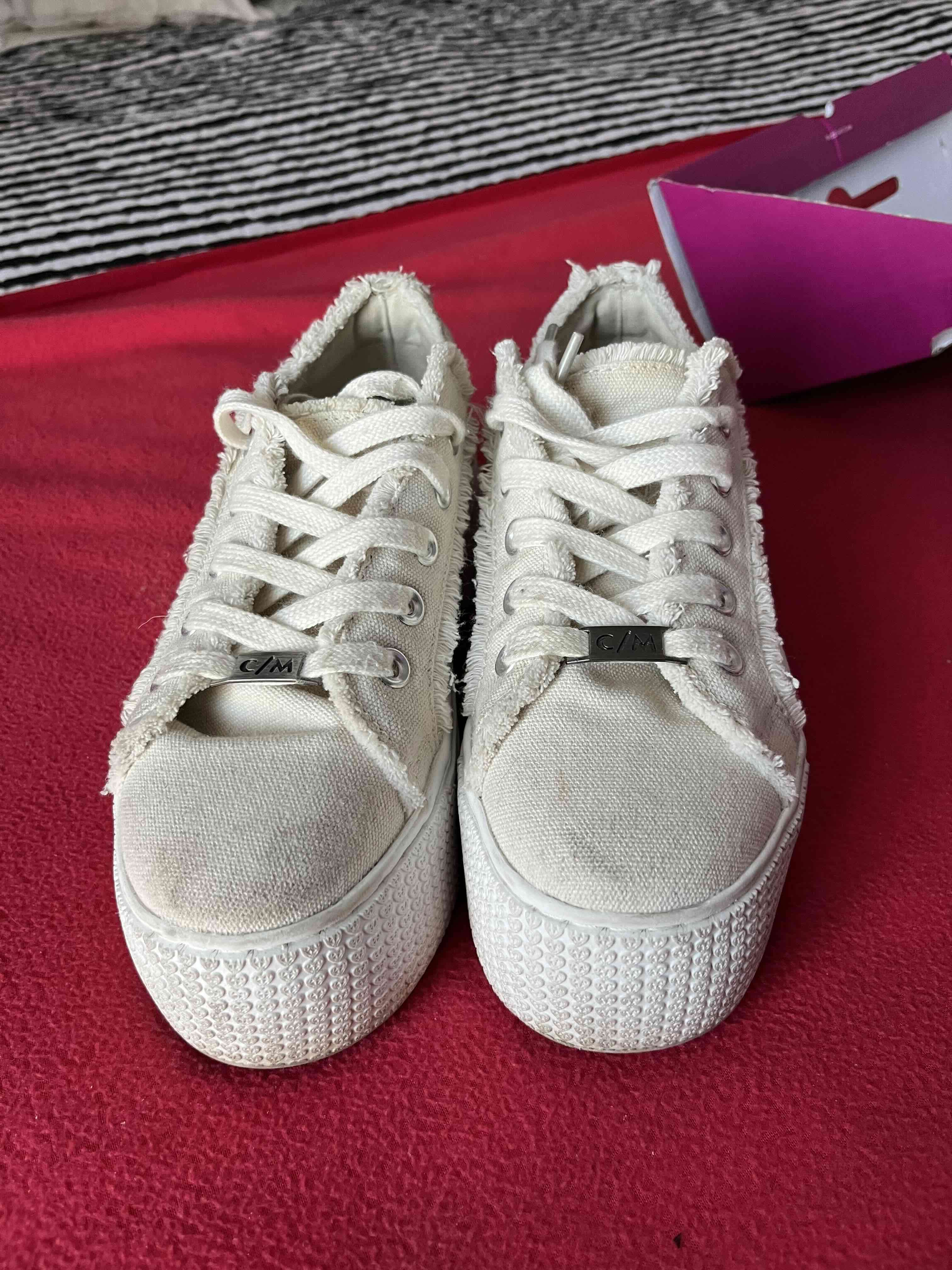 Zapatillas blancas con plataforma