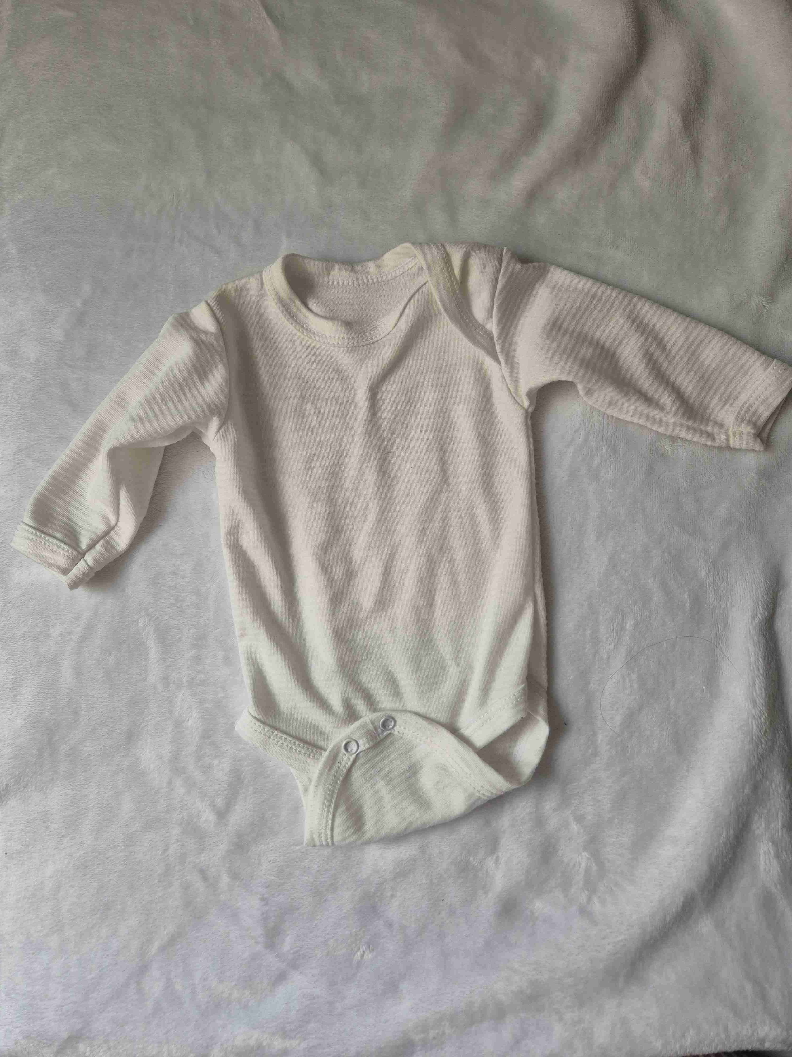 Body blanco de bebé