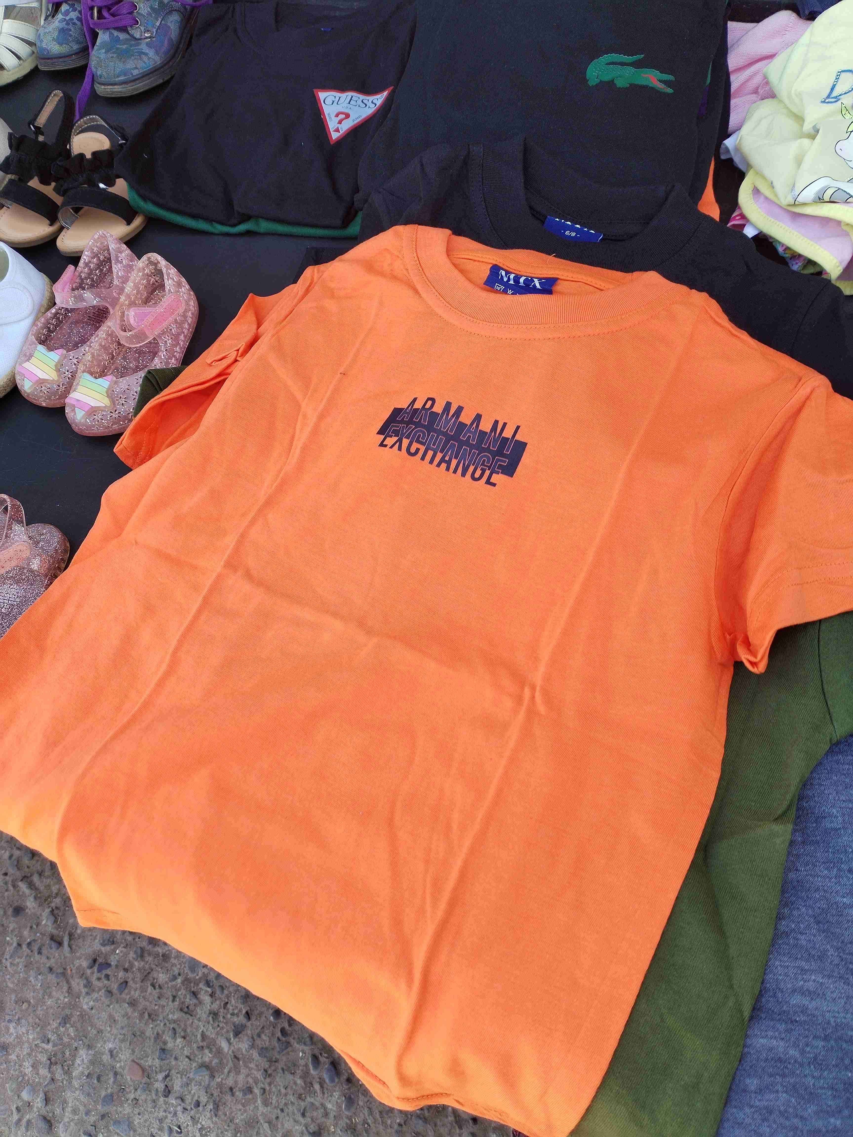 Lote 40 poleras niño - miniatura 2