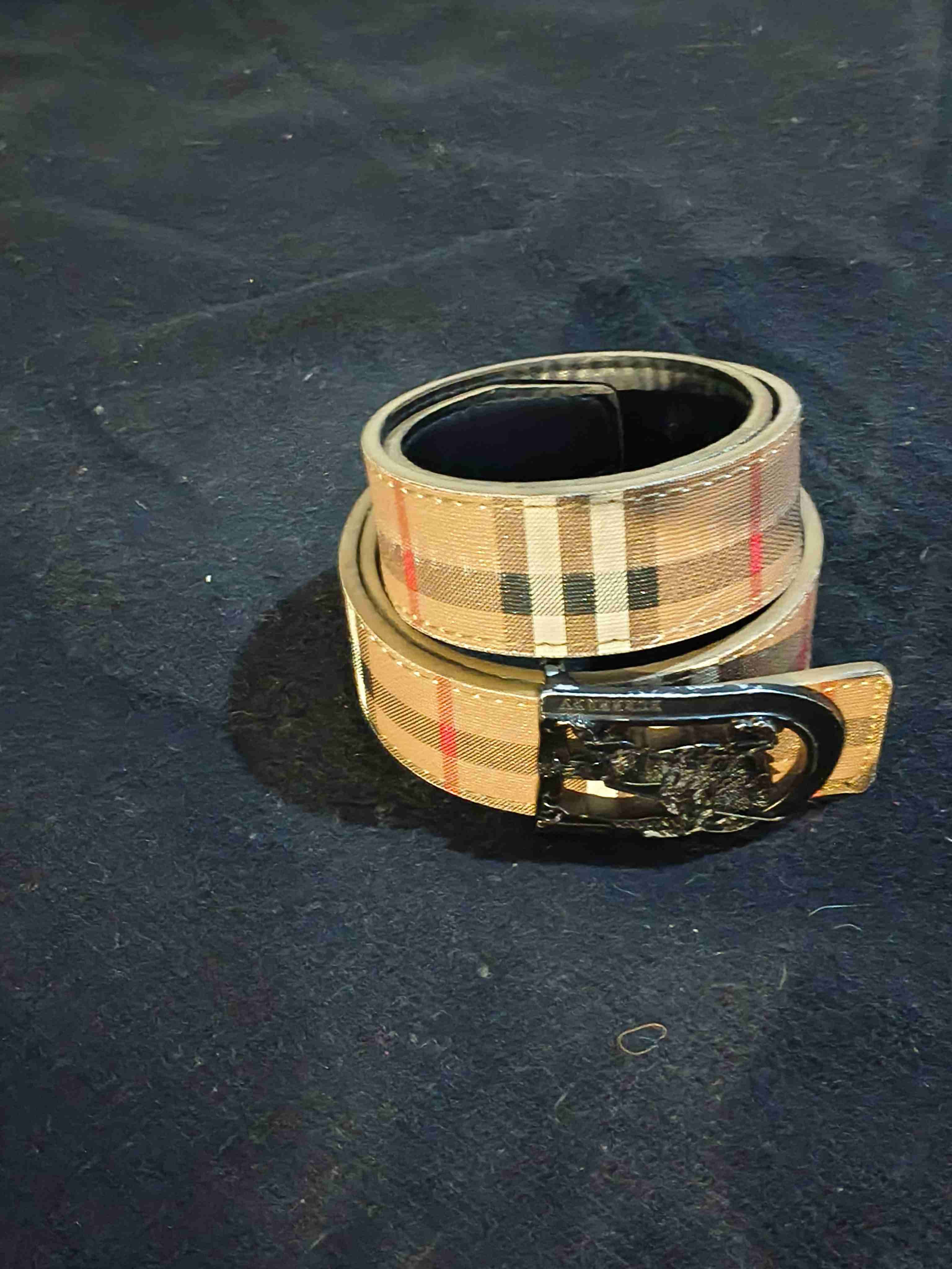 Cinturón Burberry calidad pk