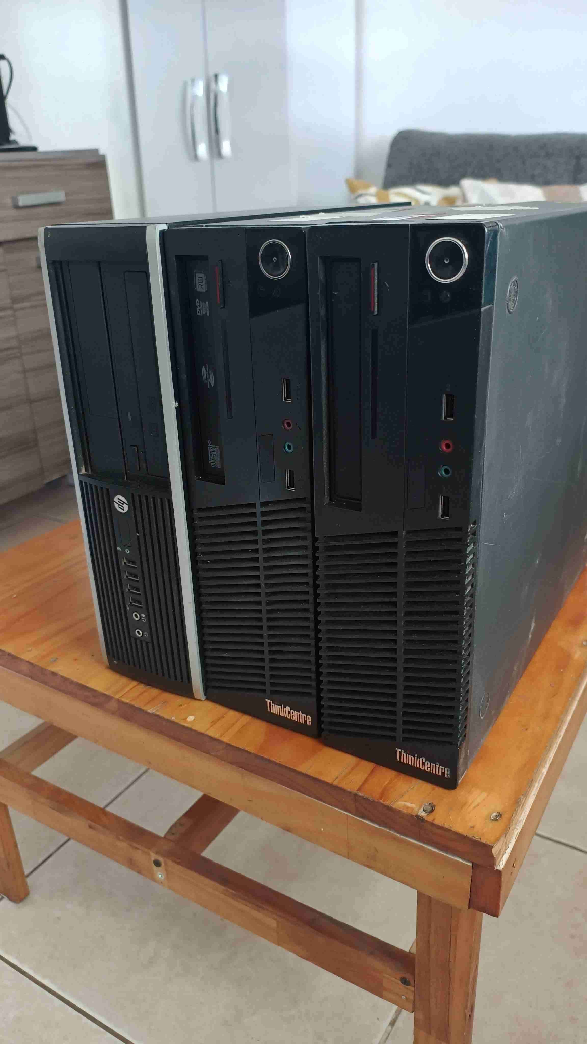 Torres de PC Lenovo - miniatura 2