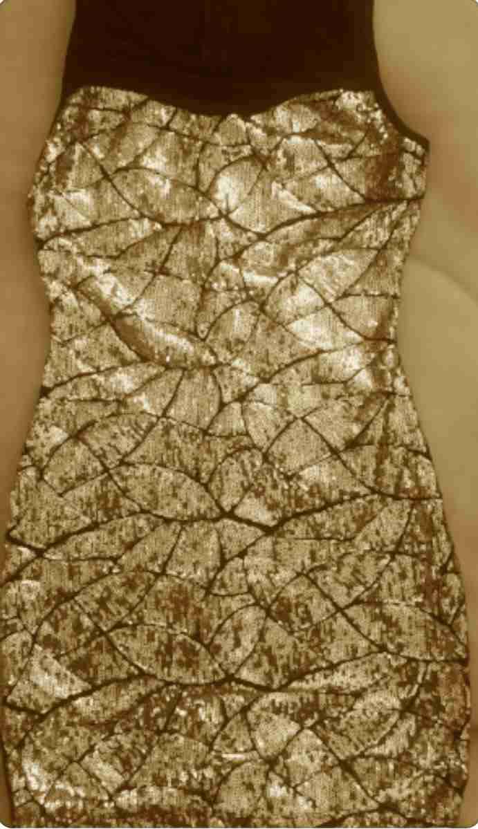 Vestido corto brillante dorado