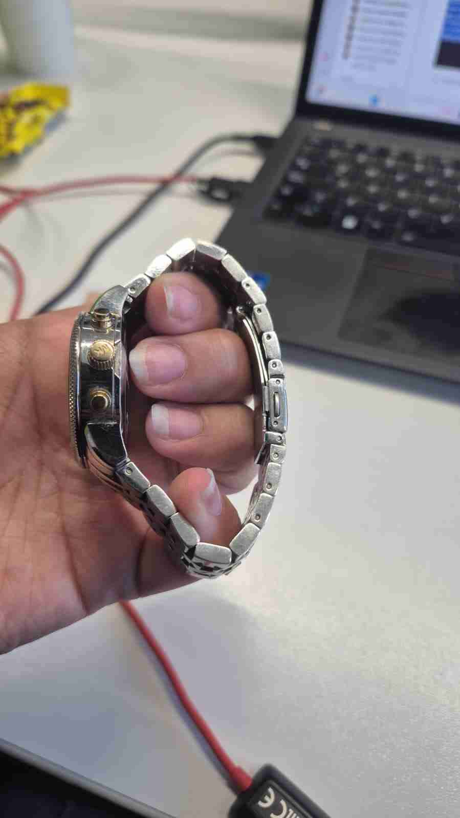 Reloj Michael Kors dorado - miniatura 3