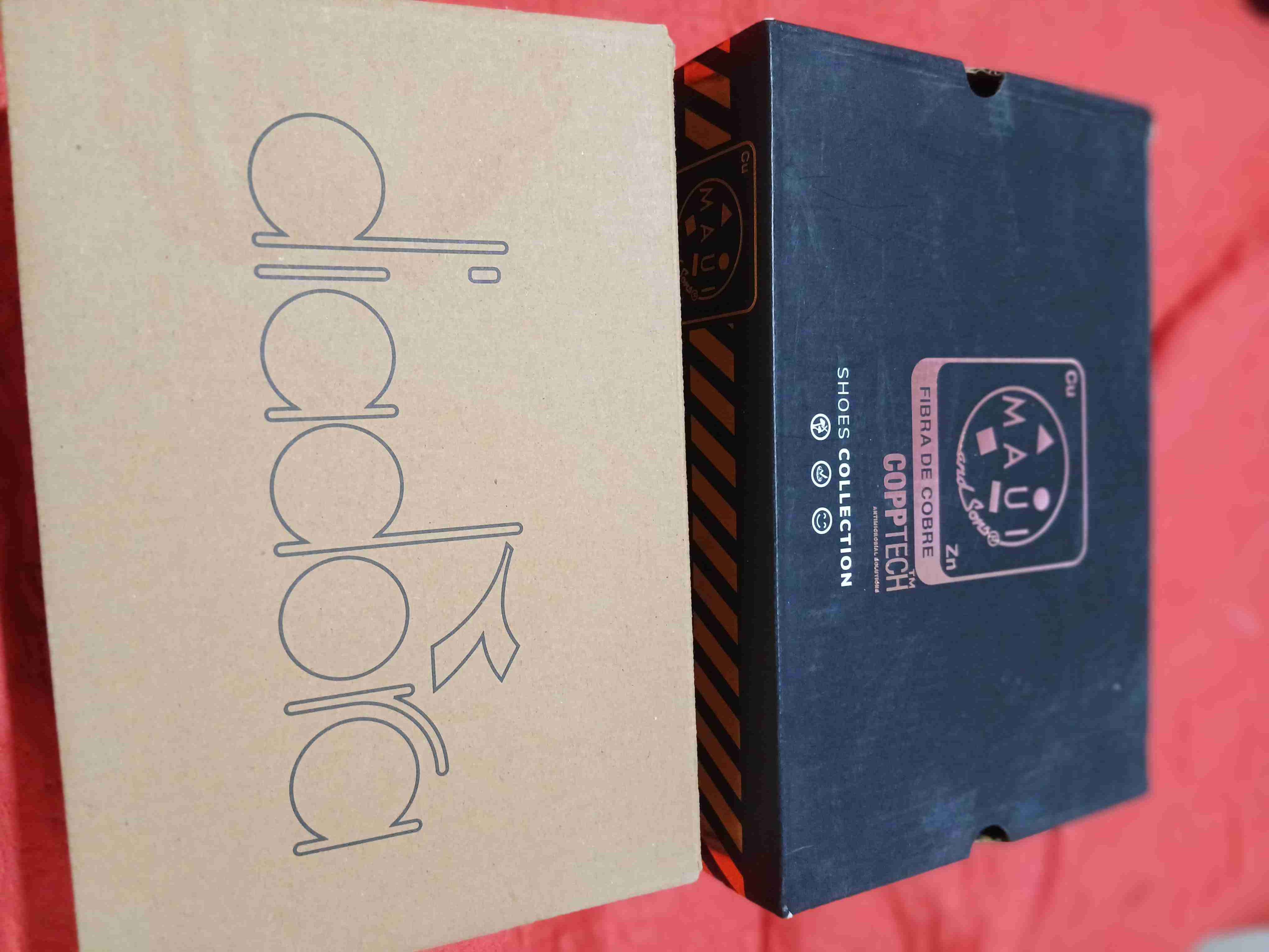 Zapatilla Adidas y zapato colegio Maui - miniatura 3