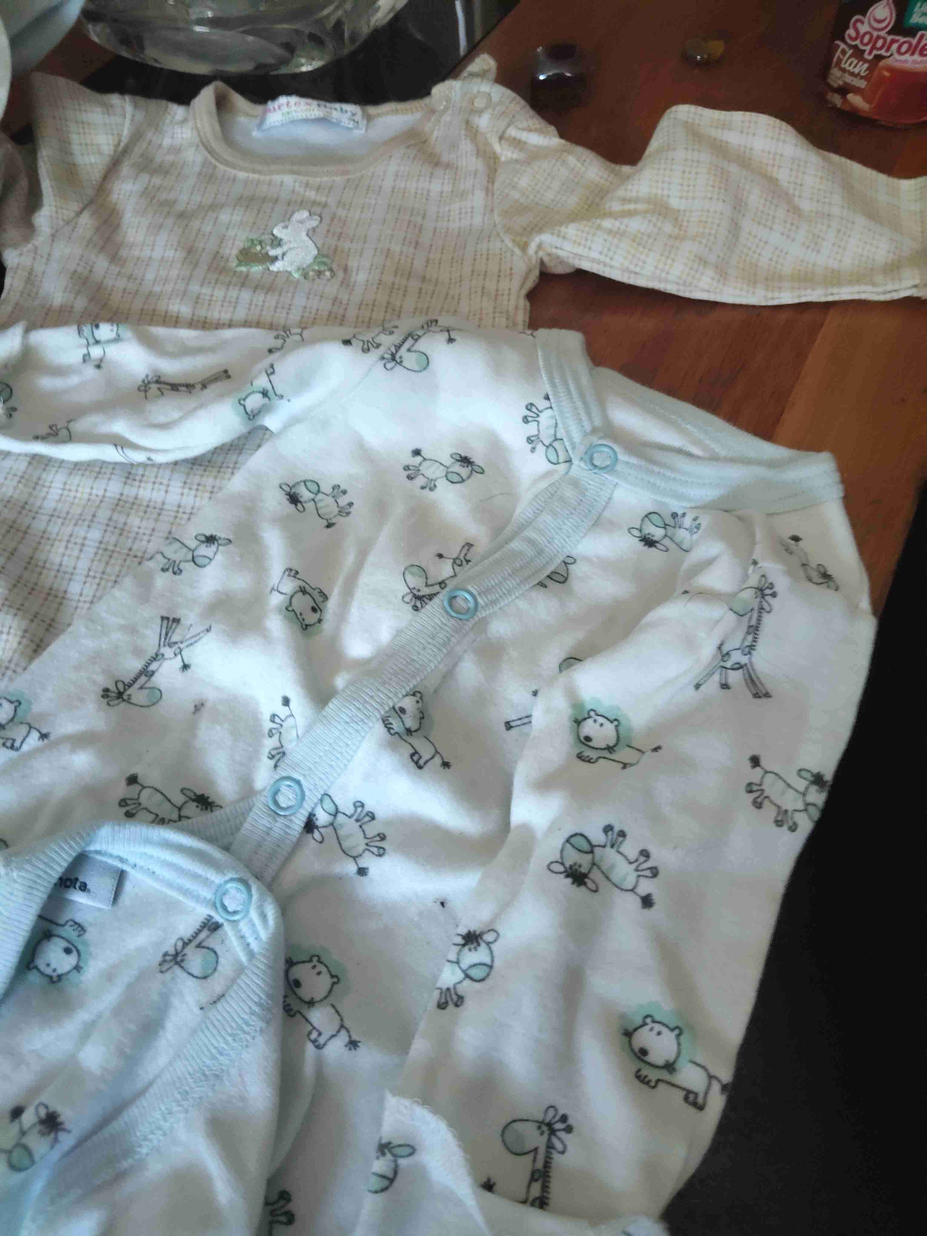 Pijamas de bebé con estampado