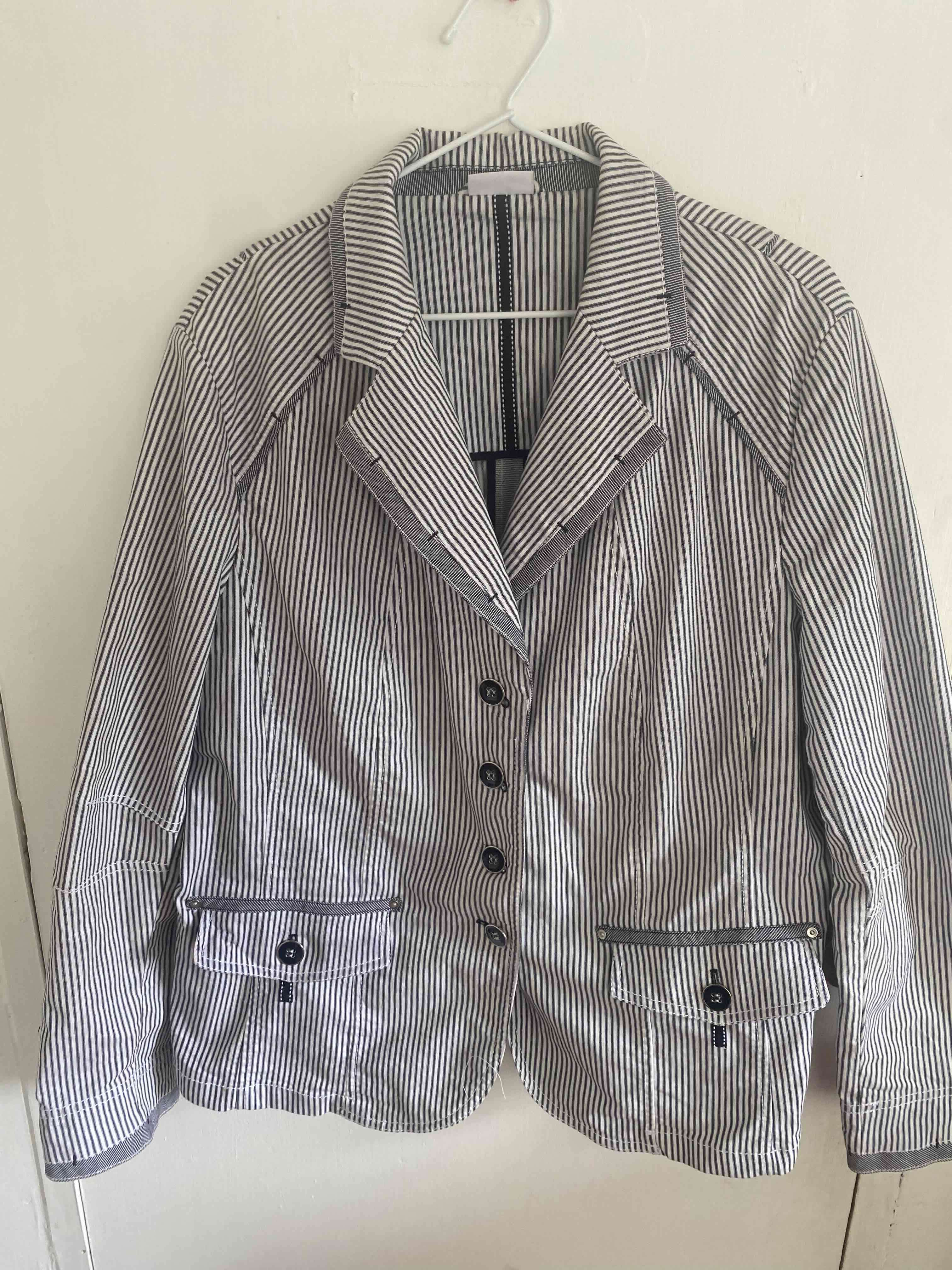 Blazer rayado blanco y azul L-XL