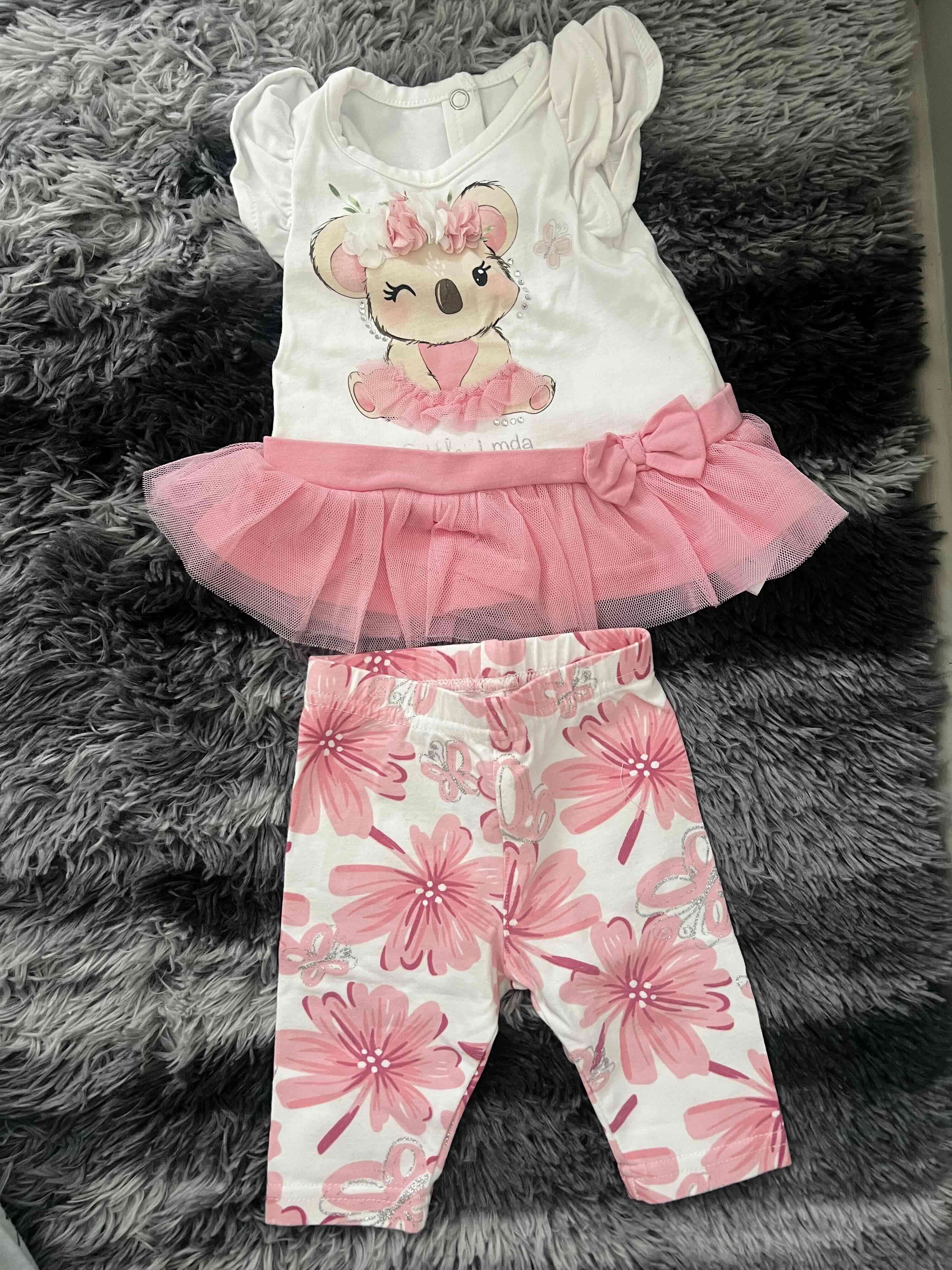 Conjunto de bebé koala rosa