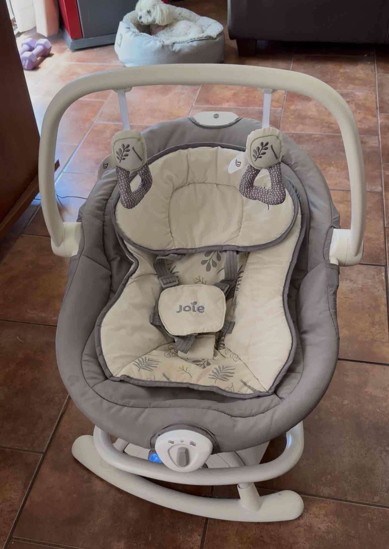 Columpio para bebé Joie gris