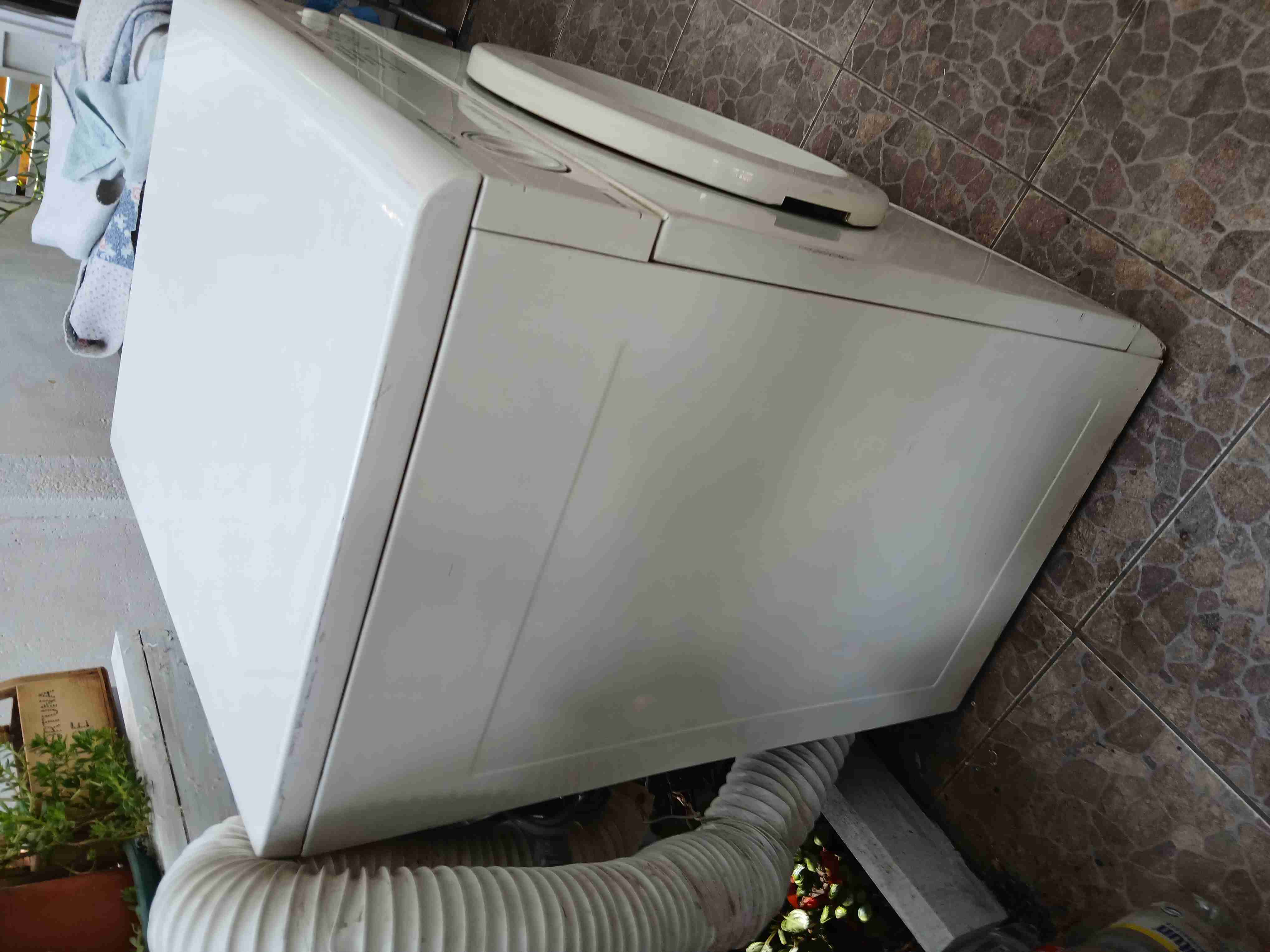 Secadora Hyundai usada - 5