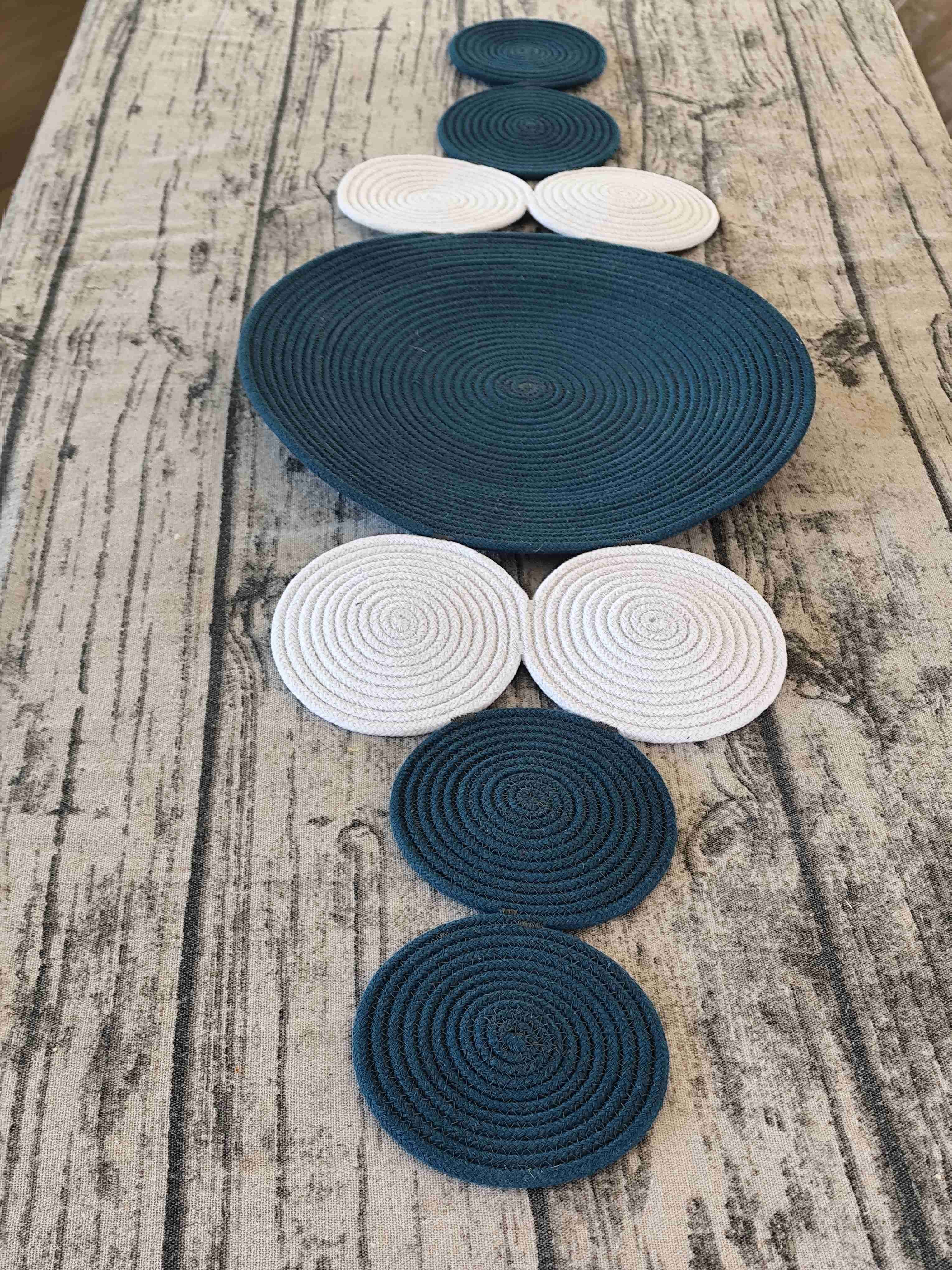 Camino de mesa  azul y blanco - miniatura 3