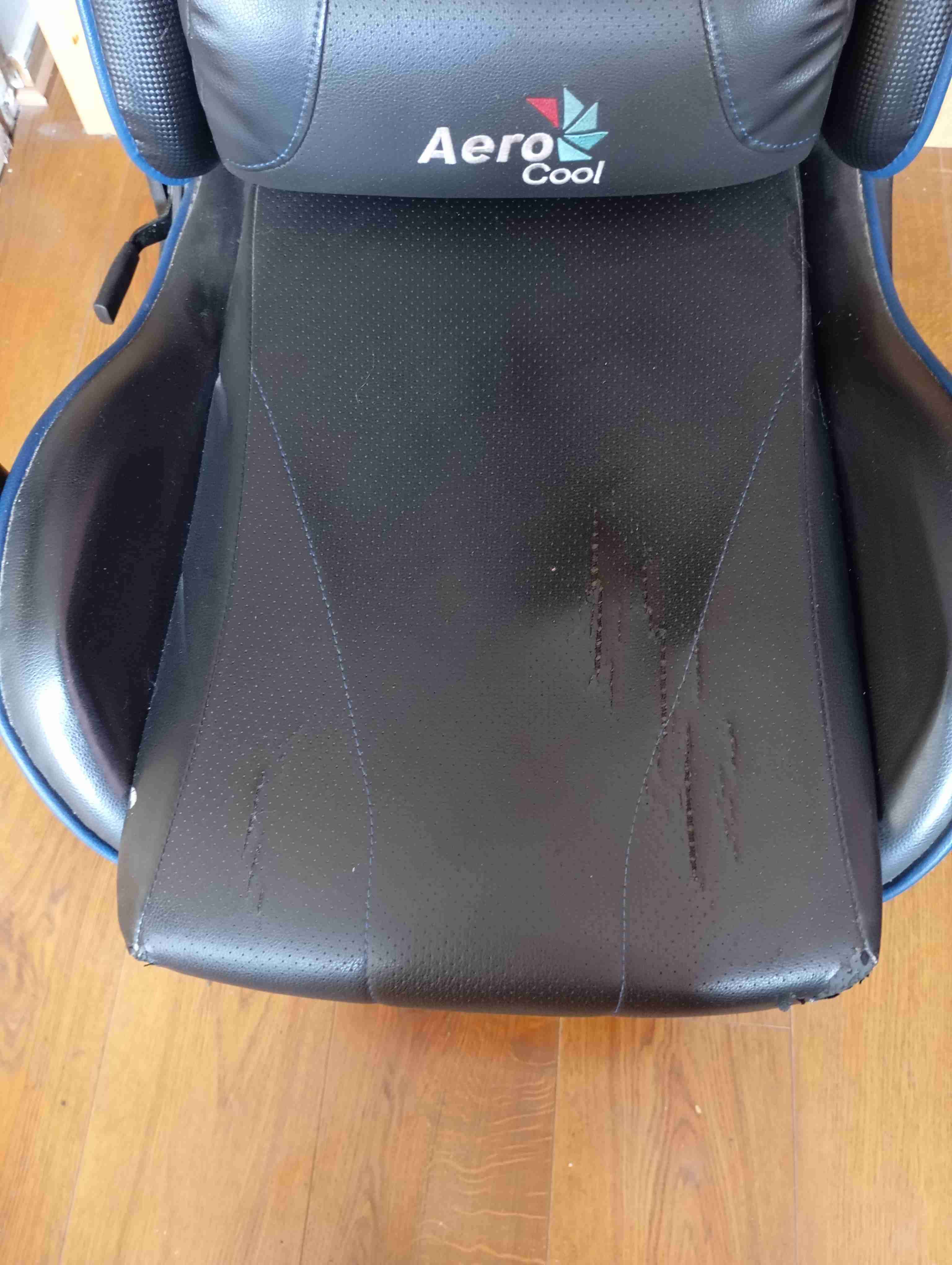 Silla gamer AeroCool azul - miniatura 2