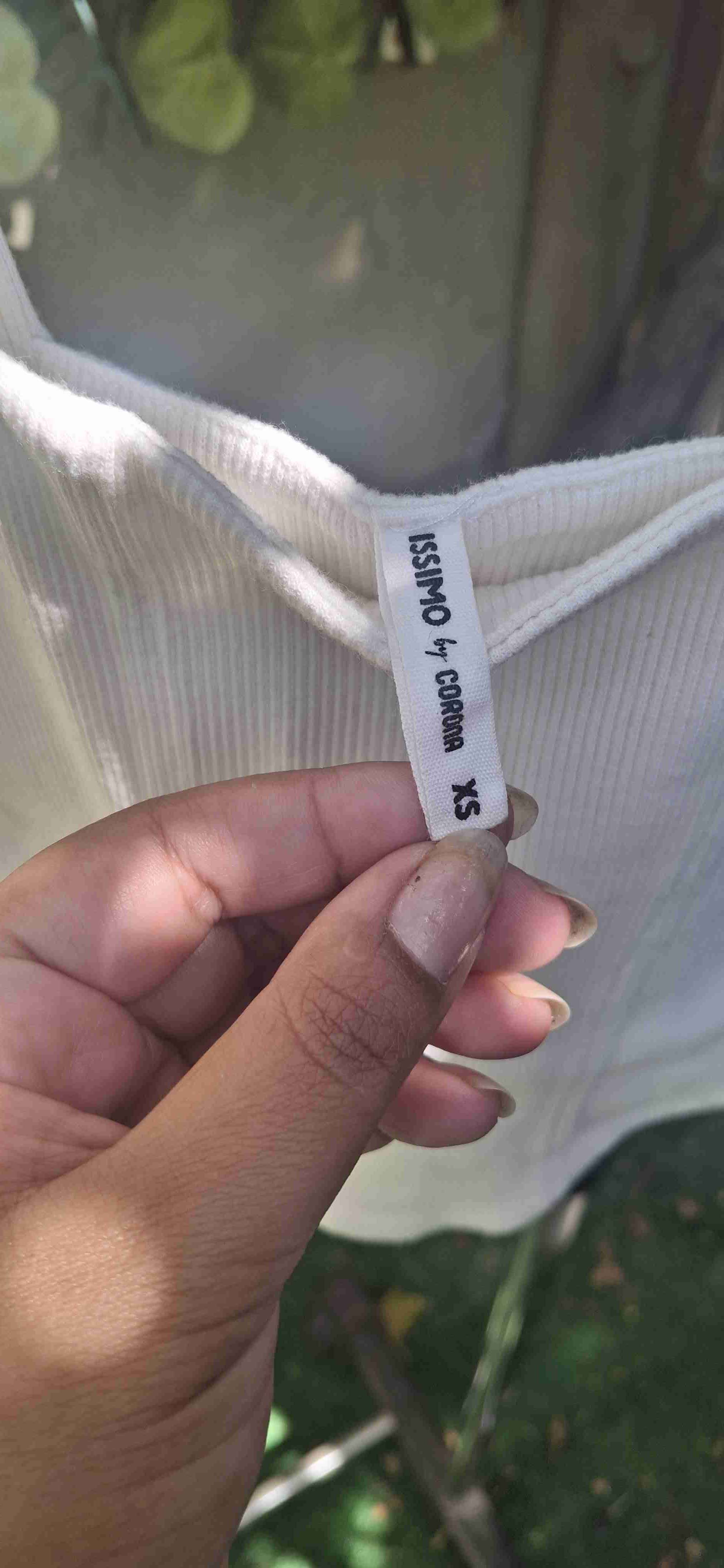 Top crop blanco sin mangas - miniatura 2