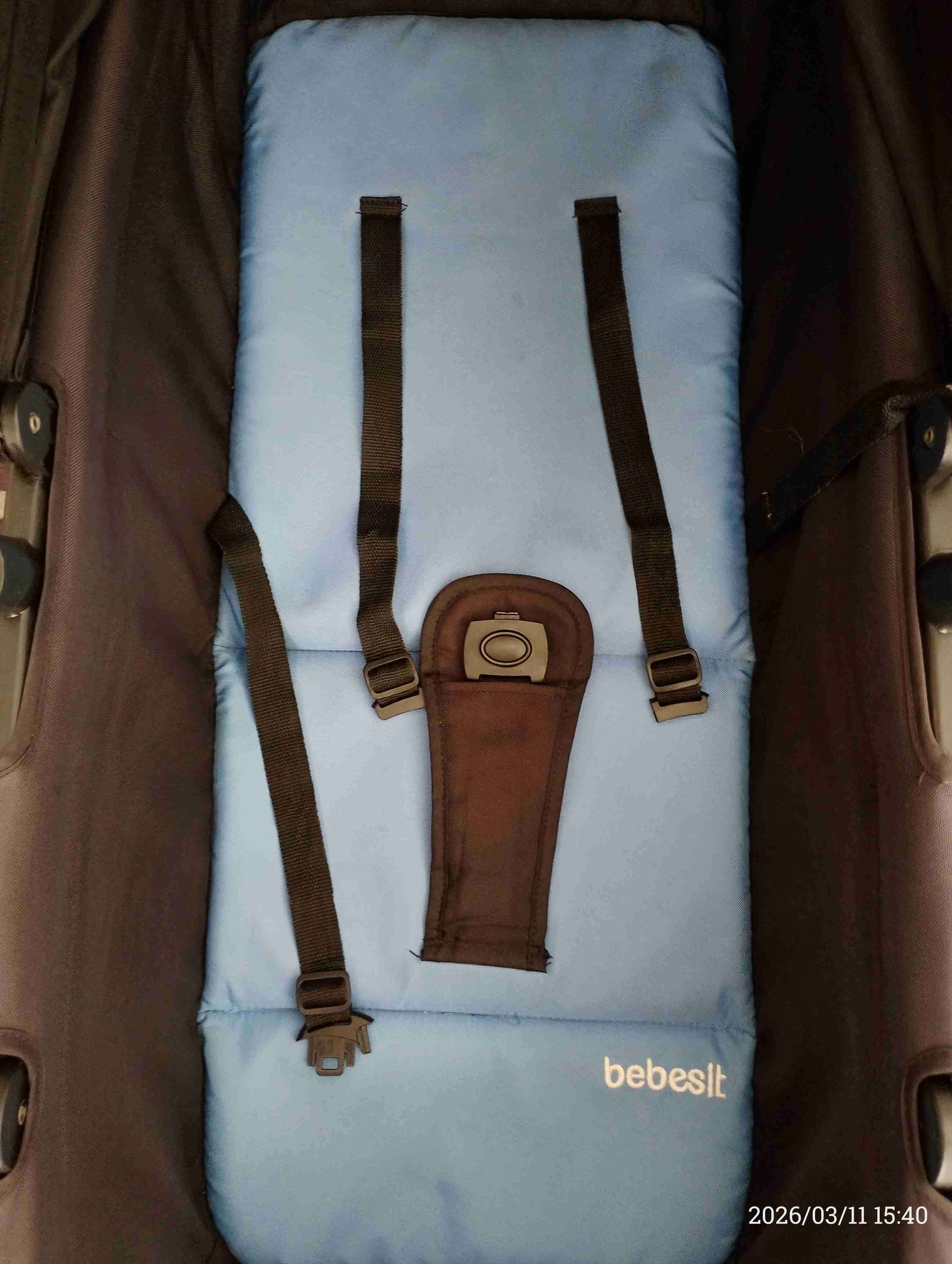 Coche de bebé plegable negro - miniatura 5