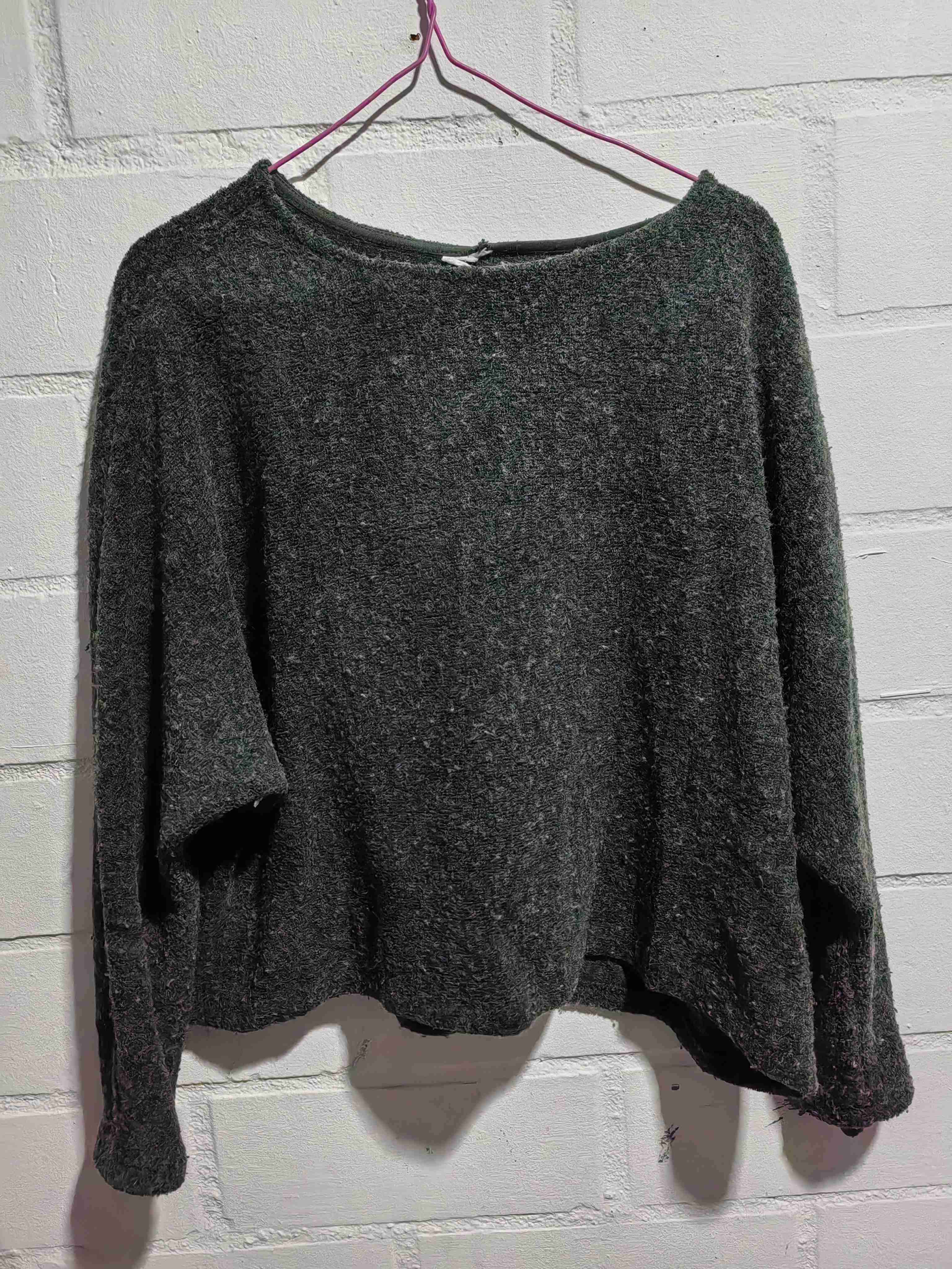 Suéter verde oscuro de lana