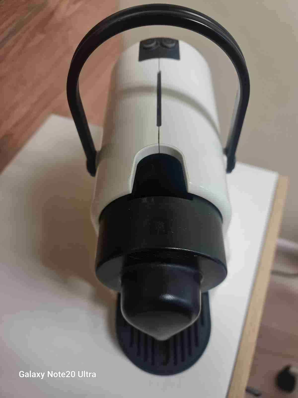 Máquina de café Nespresso blanca - miniatura 5