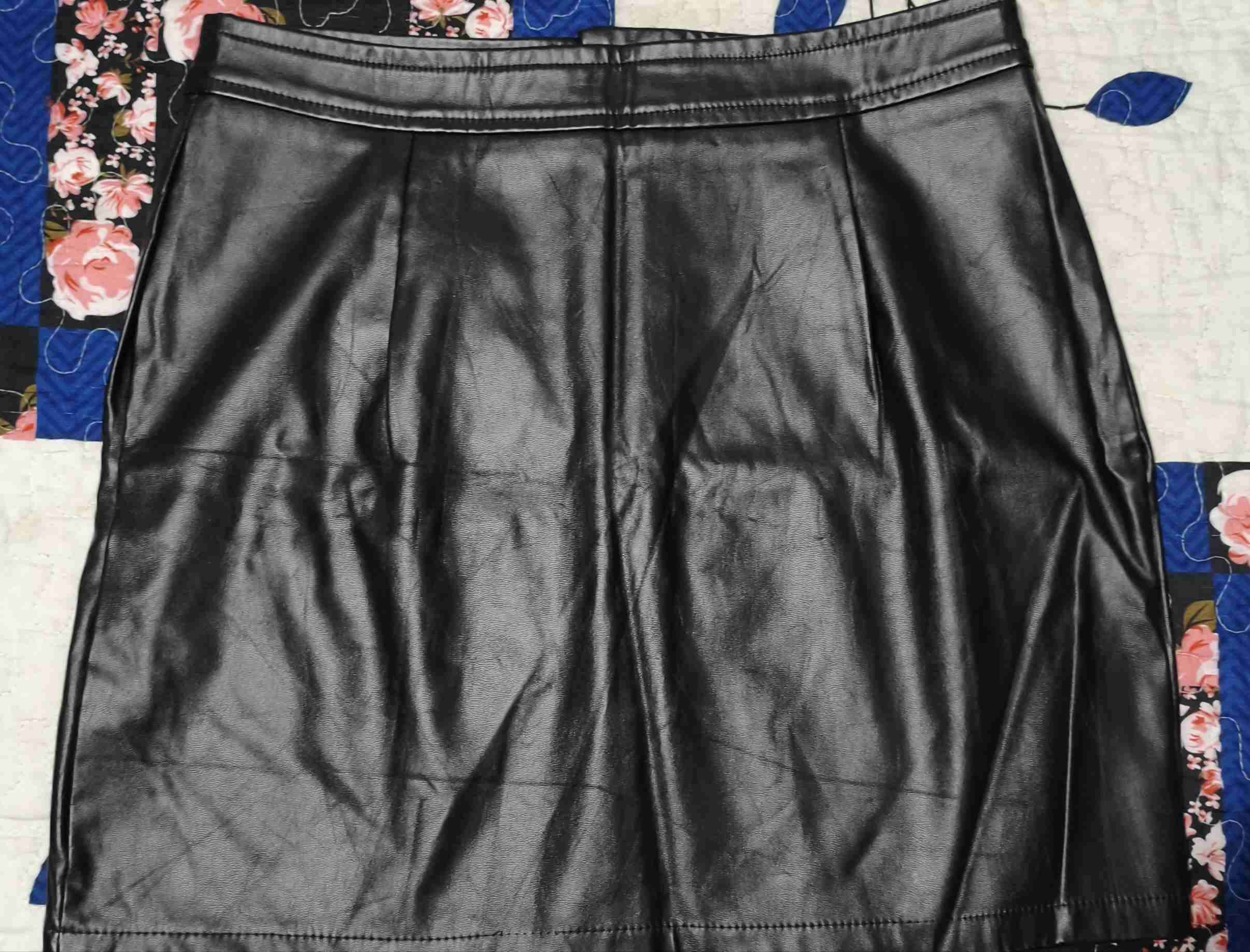 Mini falda negra con cierre - miniatura 3