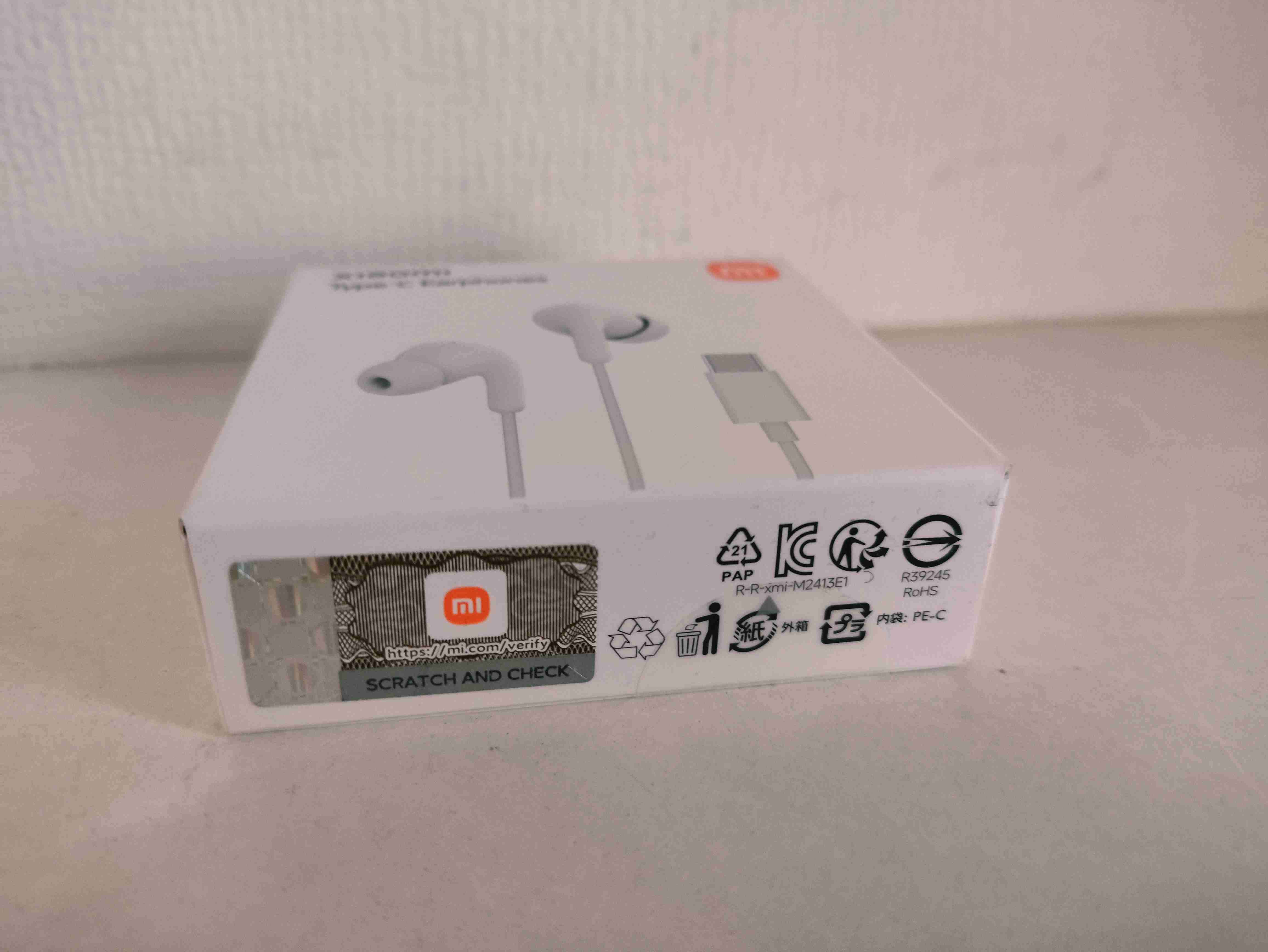 Audífonos Xiaomi Type-C blancos - miniatura 3