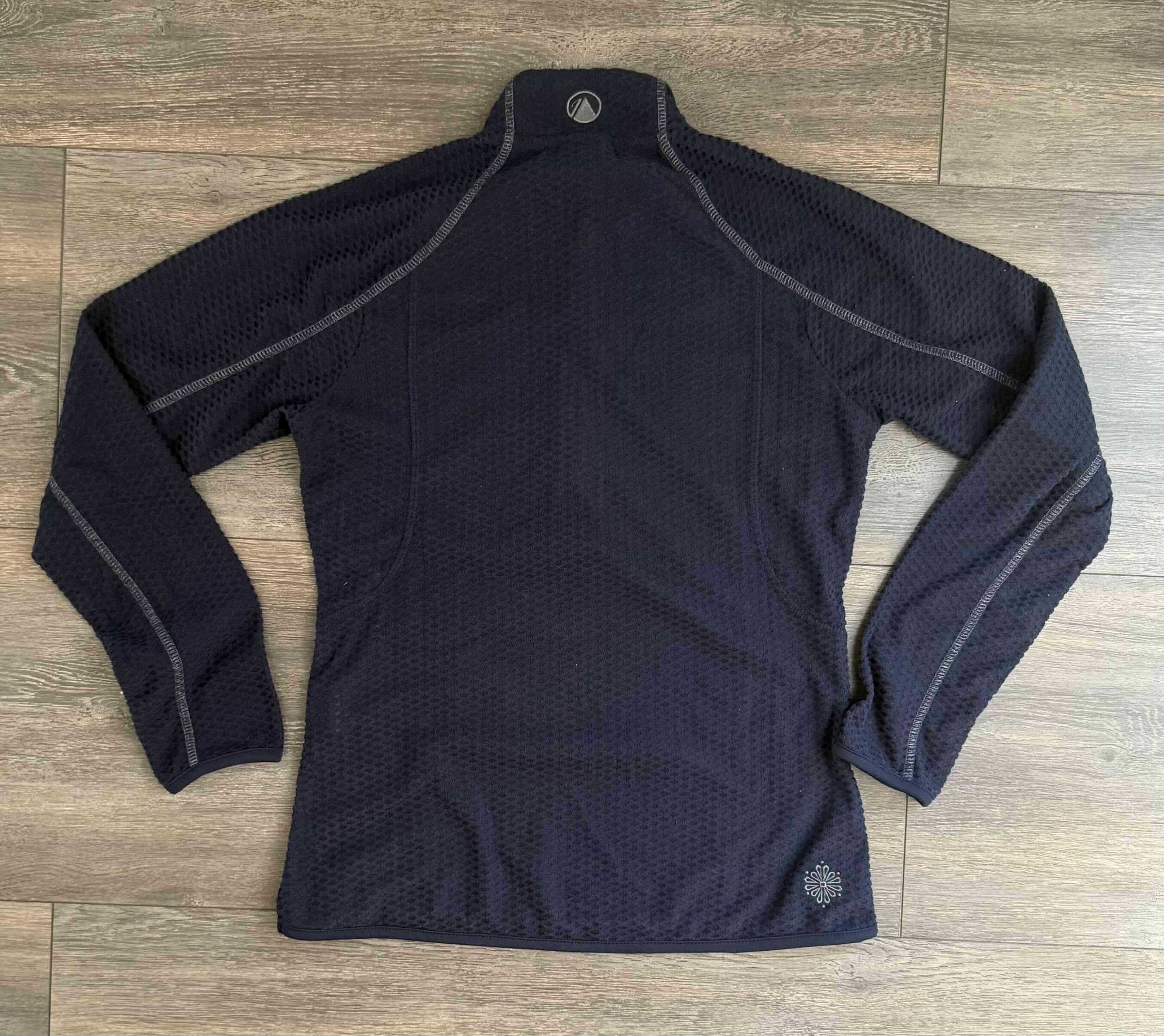 Poleron delgado azul marino mujer. Marca Lippi - miniatura 2