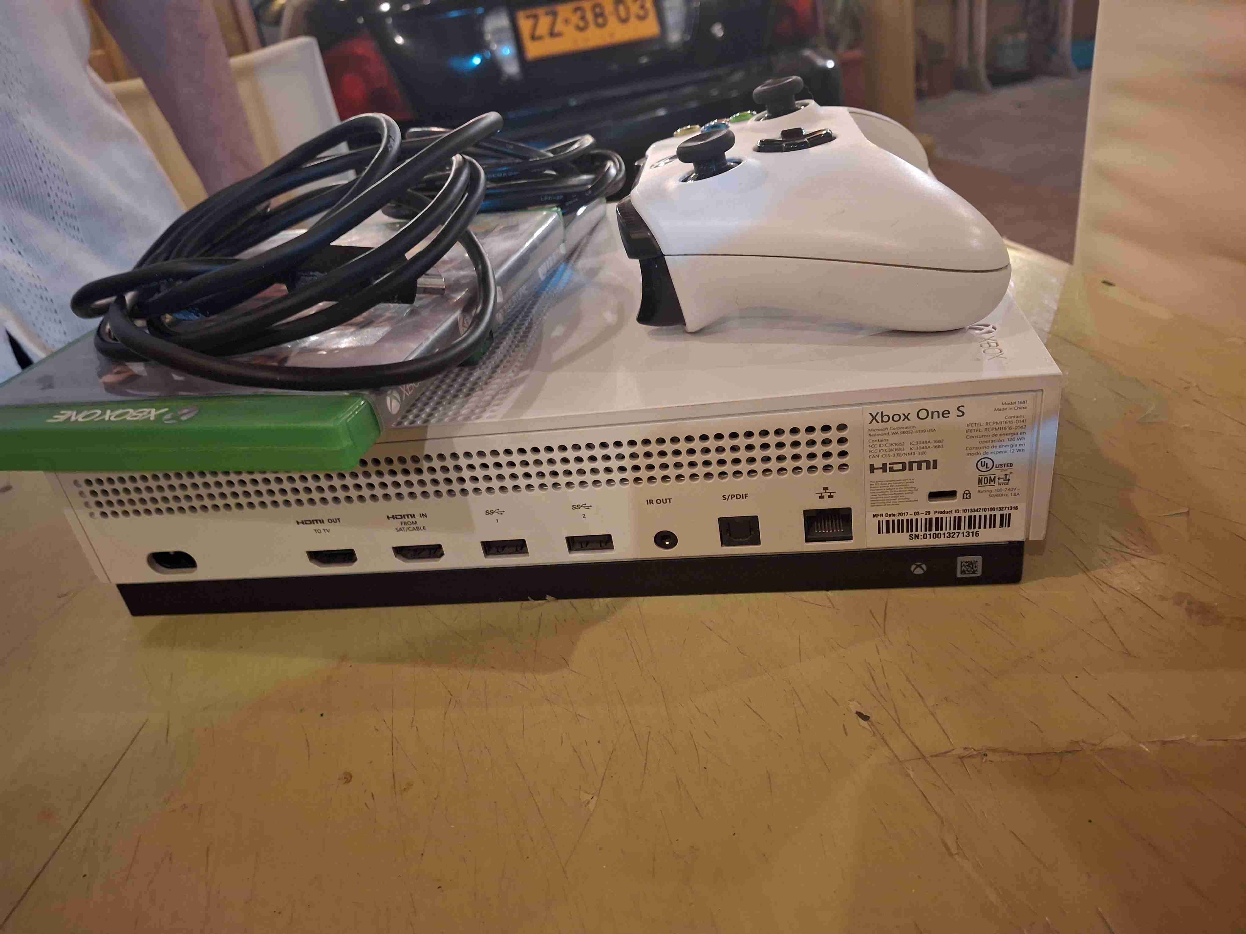 Consola Xbox One S - miniatura 4