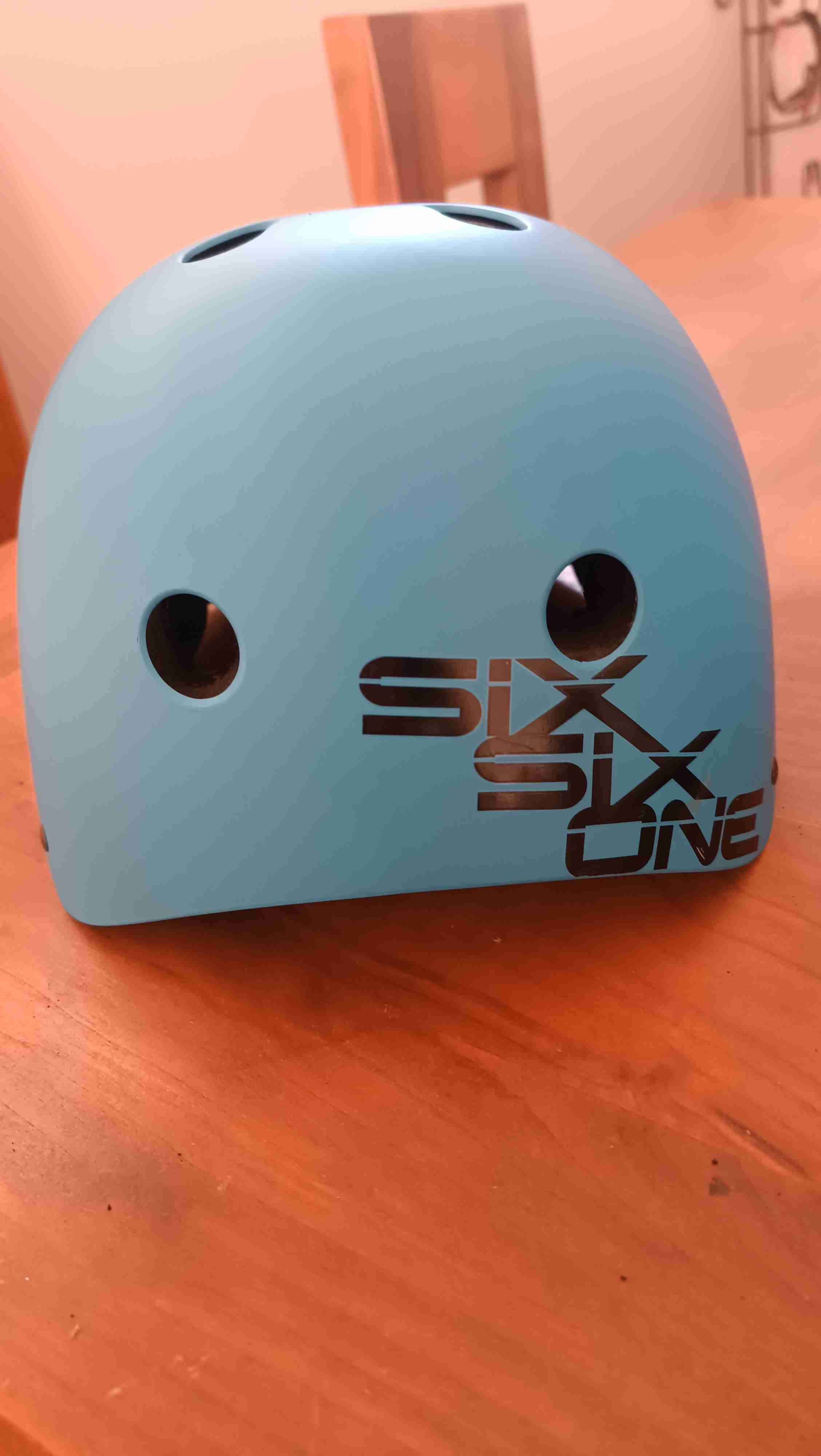 Casco azul Six Six One