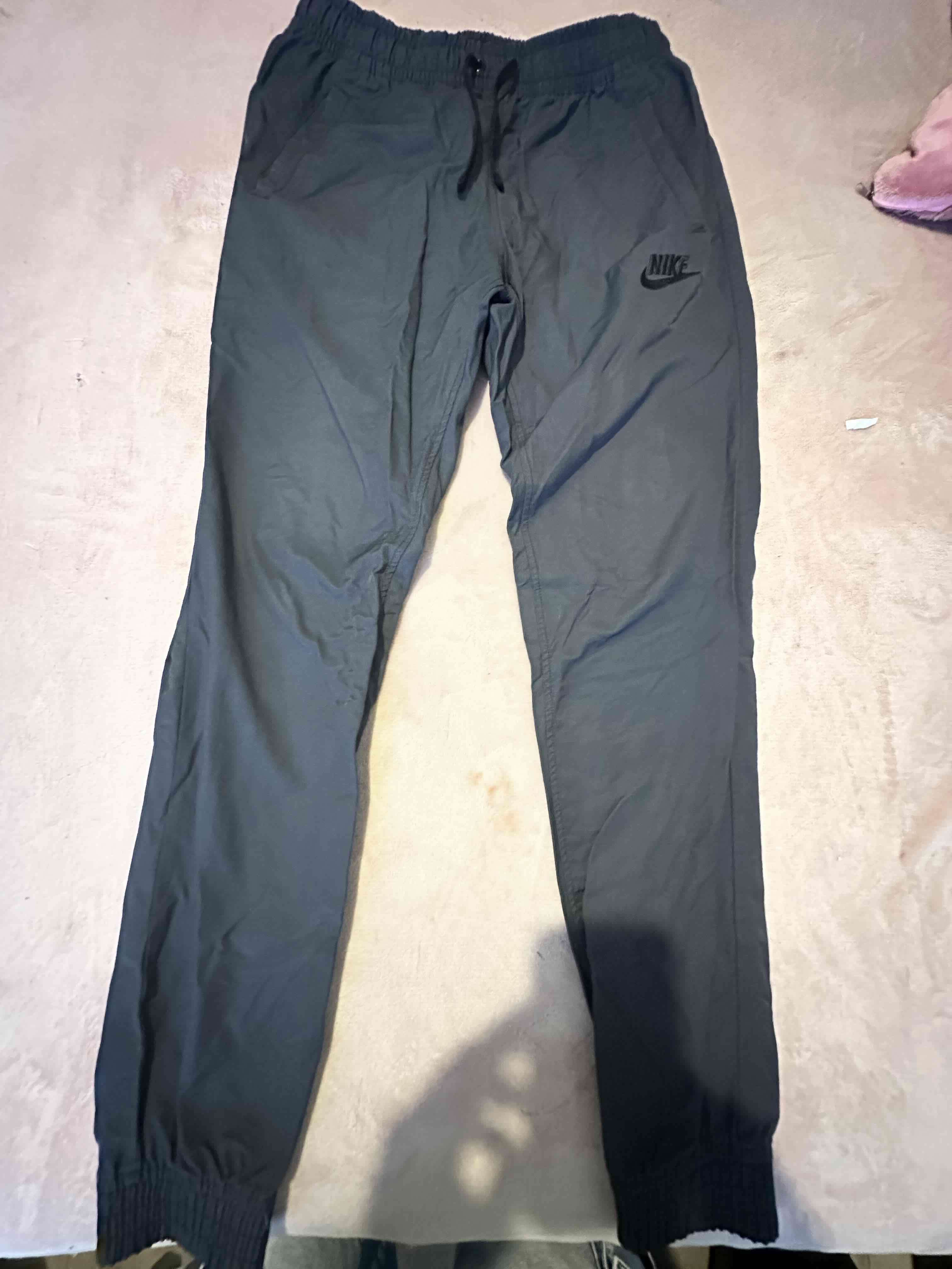 Pantalones deportivos Nike negros