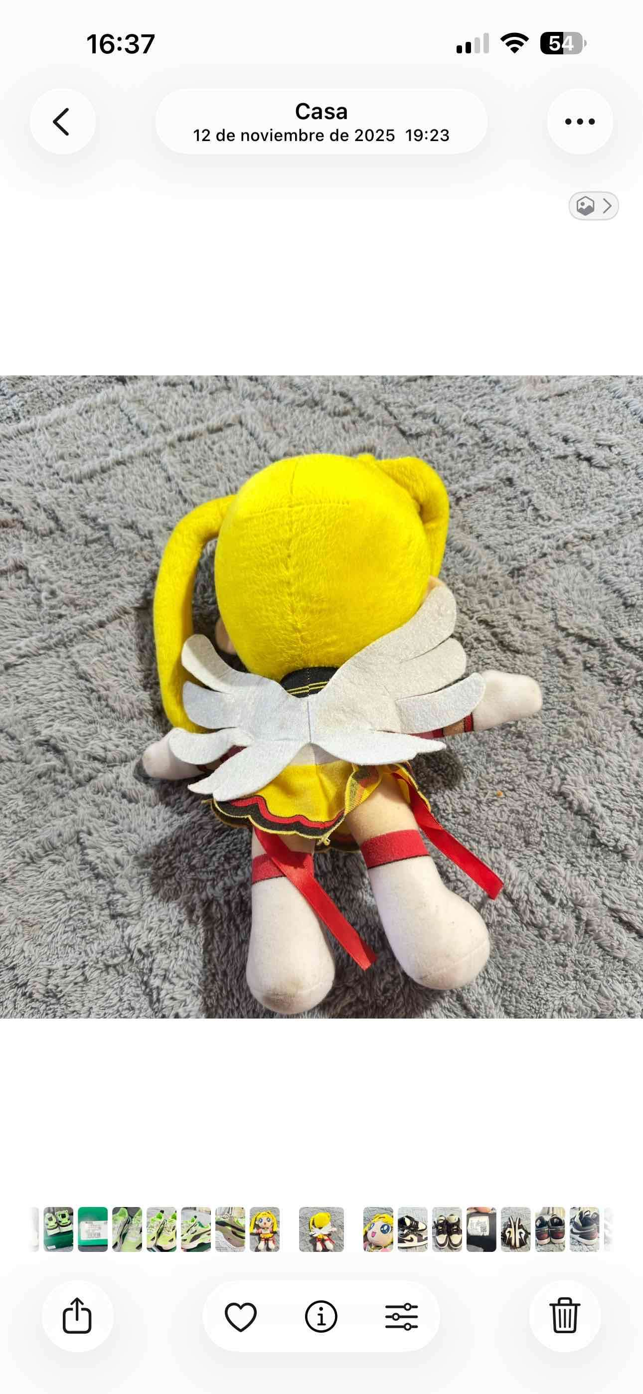 Pelucha estilo anime amarilla- sailoor mono - miniatura 3