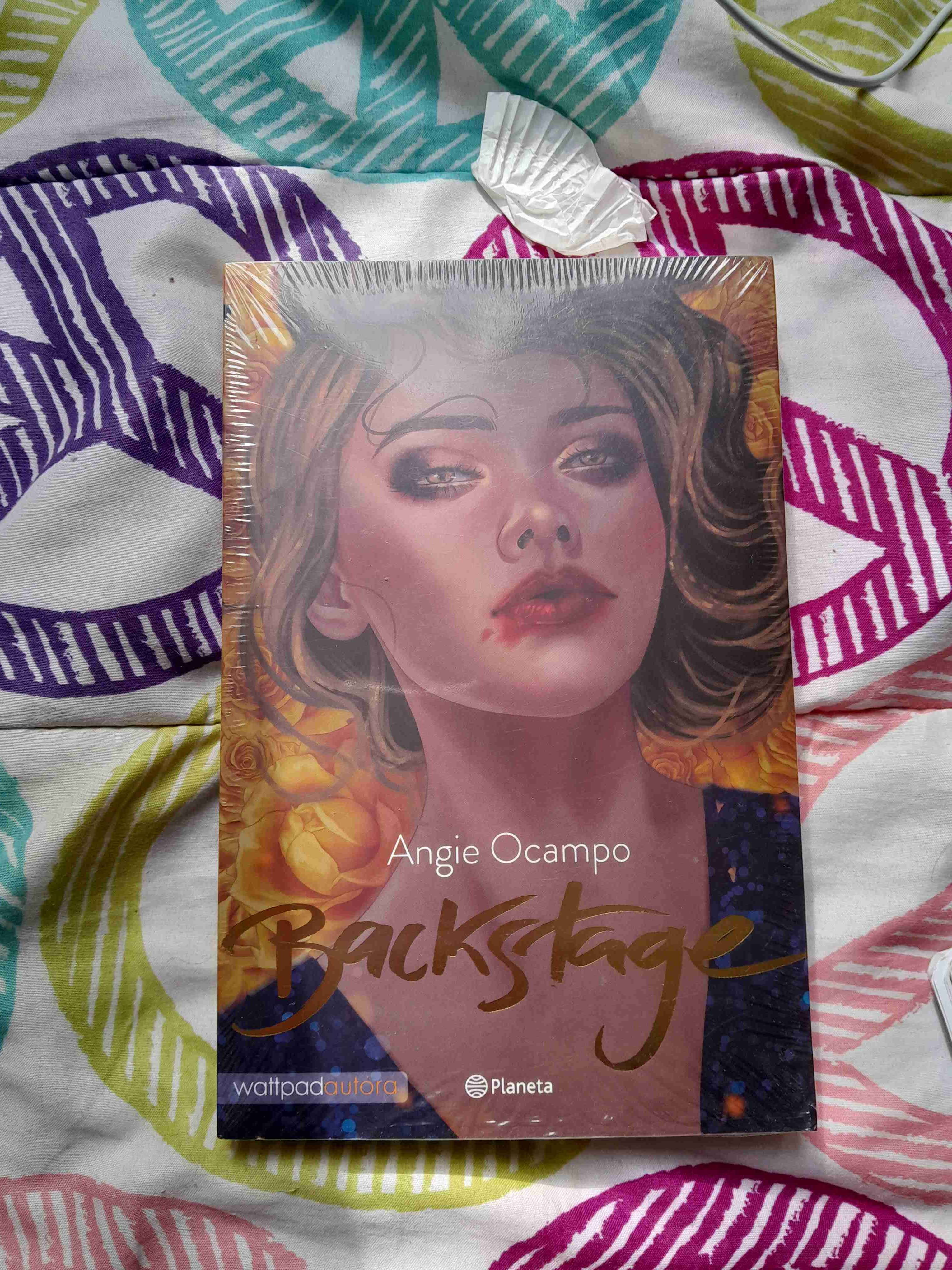 Libro 'Backstage' Angie Ocampo