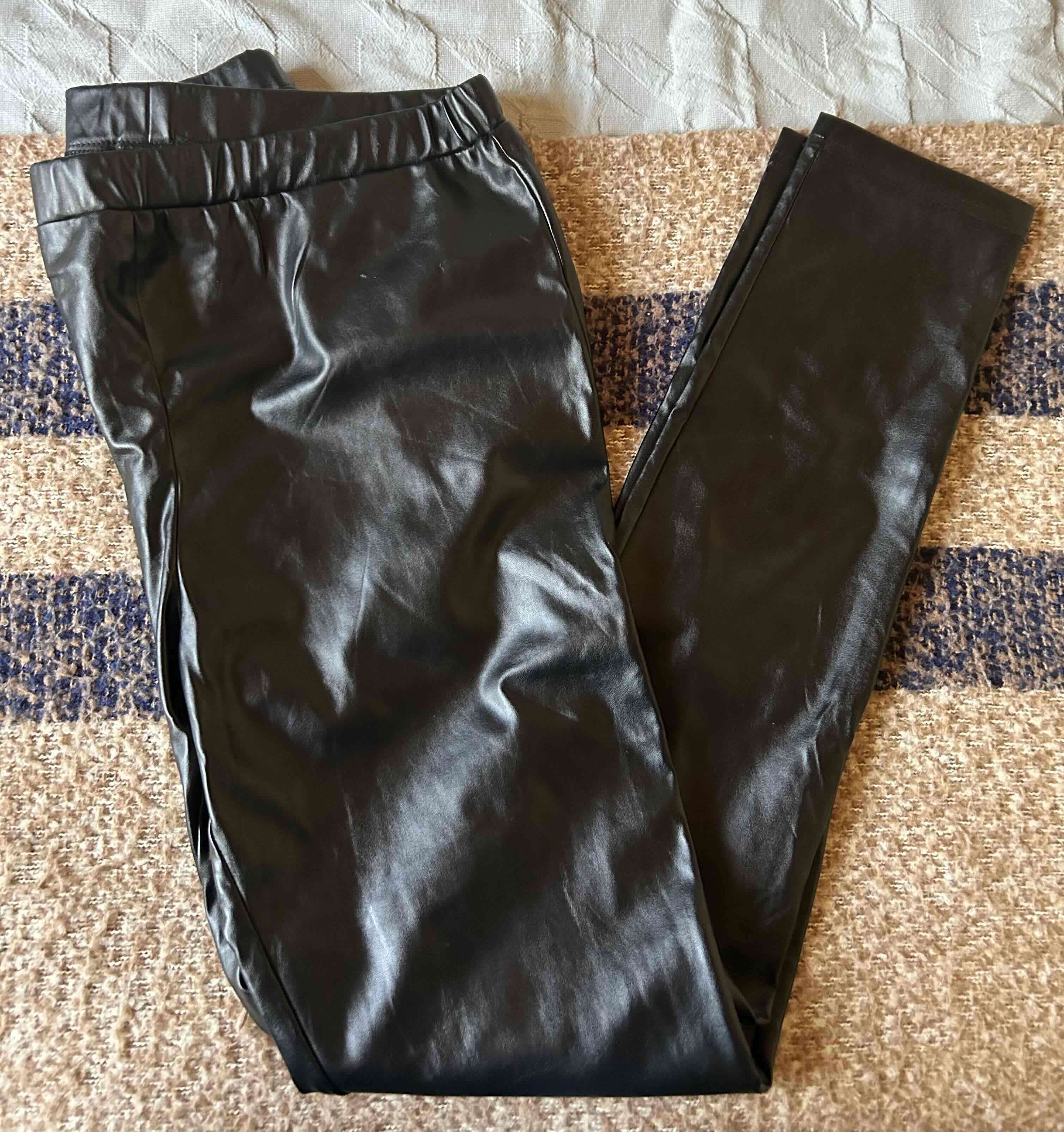 Calzas de látex color negras