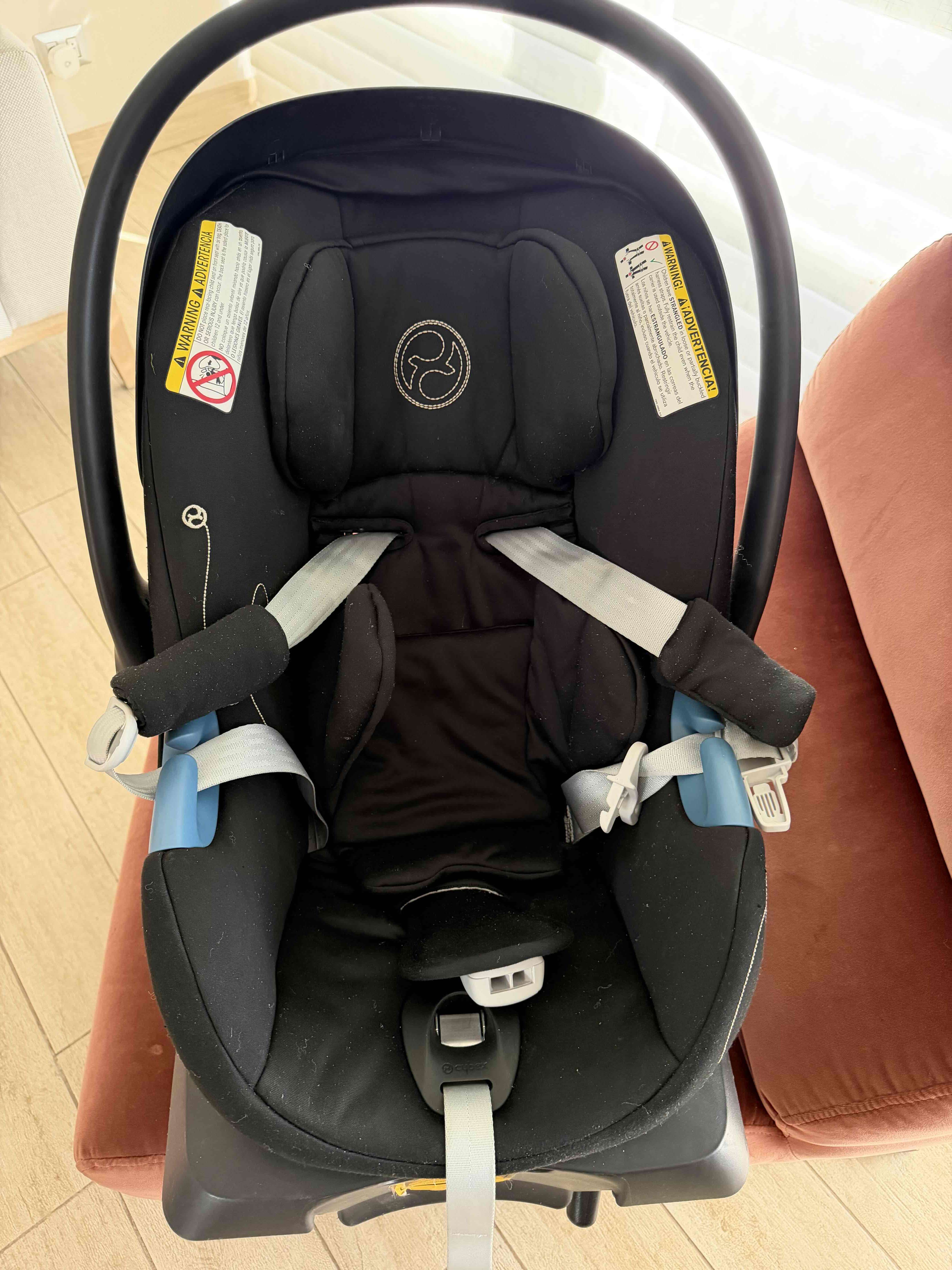 Silla de auto negra para bebé Cybex Aton G + base - miniatura 5