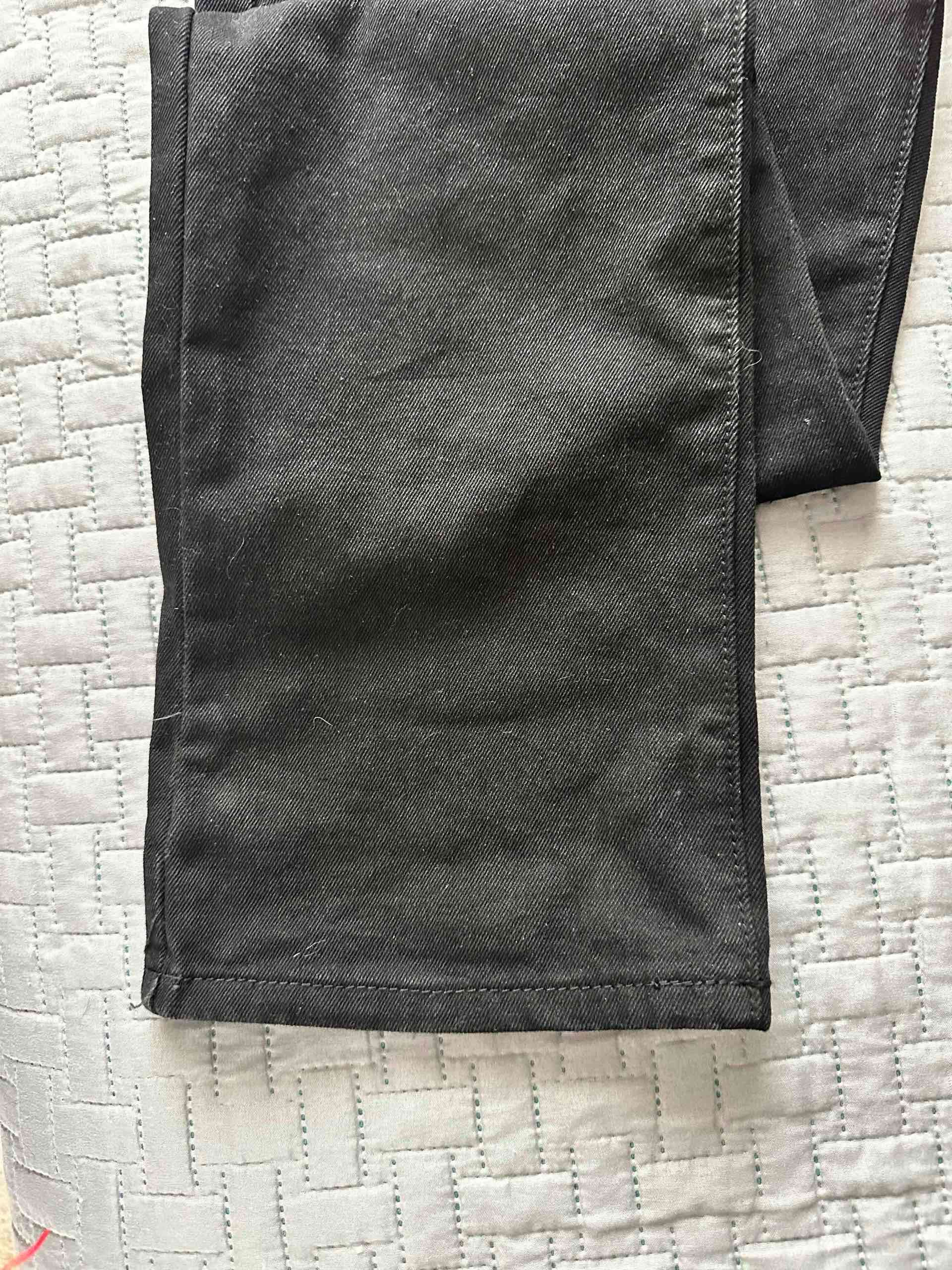 Jeans negros casuales - miniatura 4