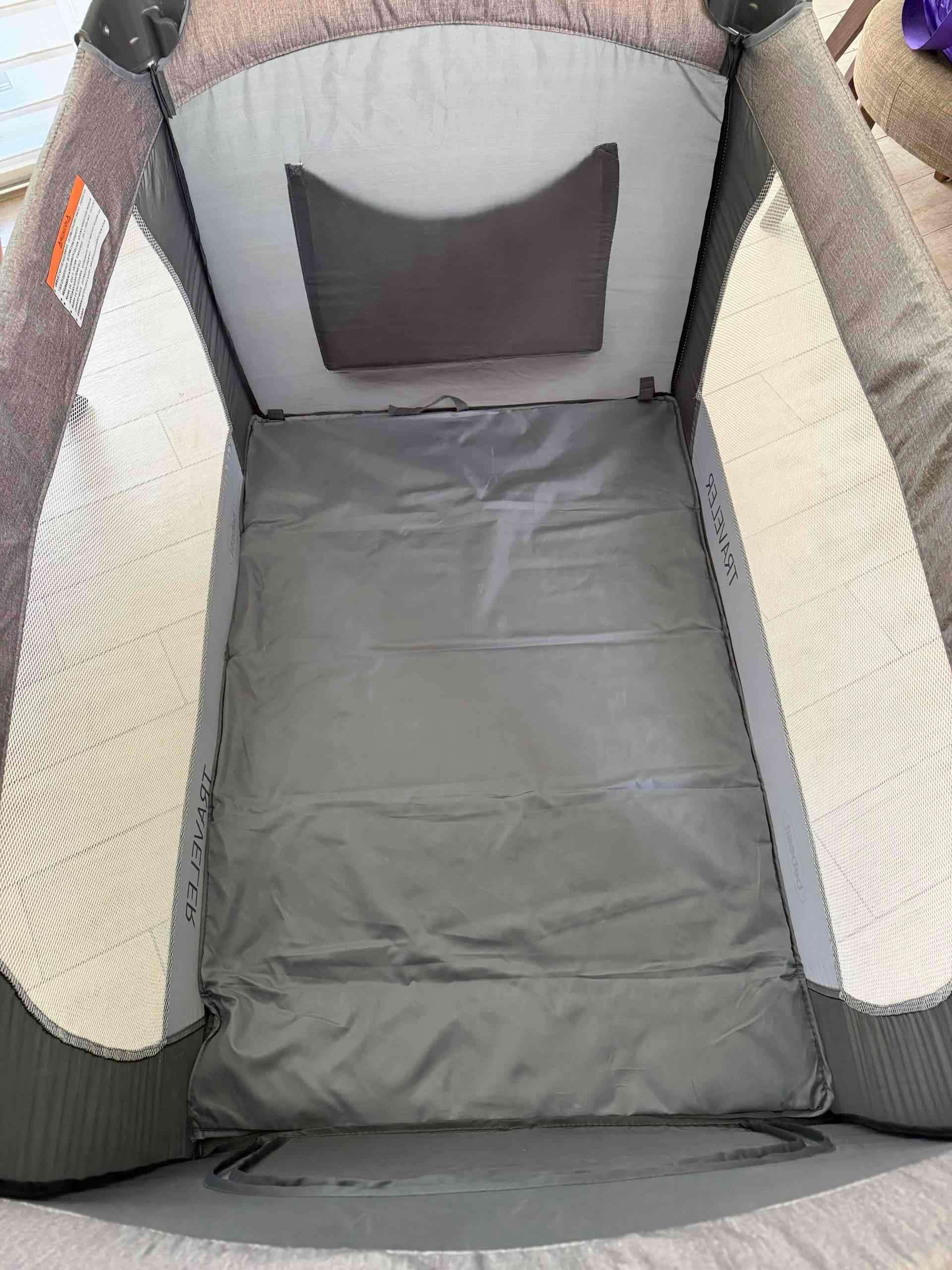 Cuna corral de viaje gris - miniatura 3