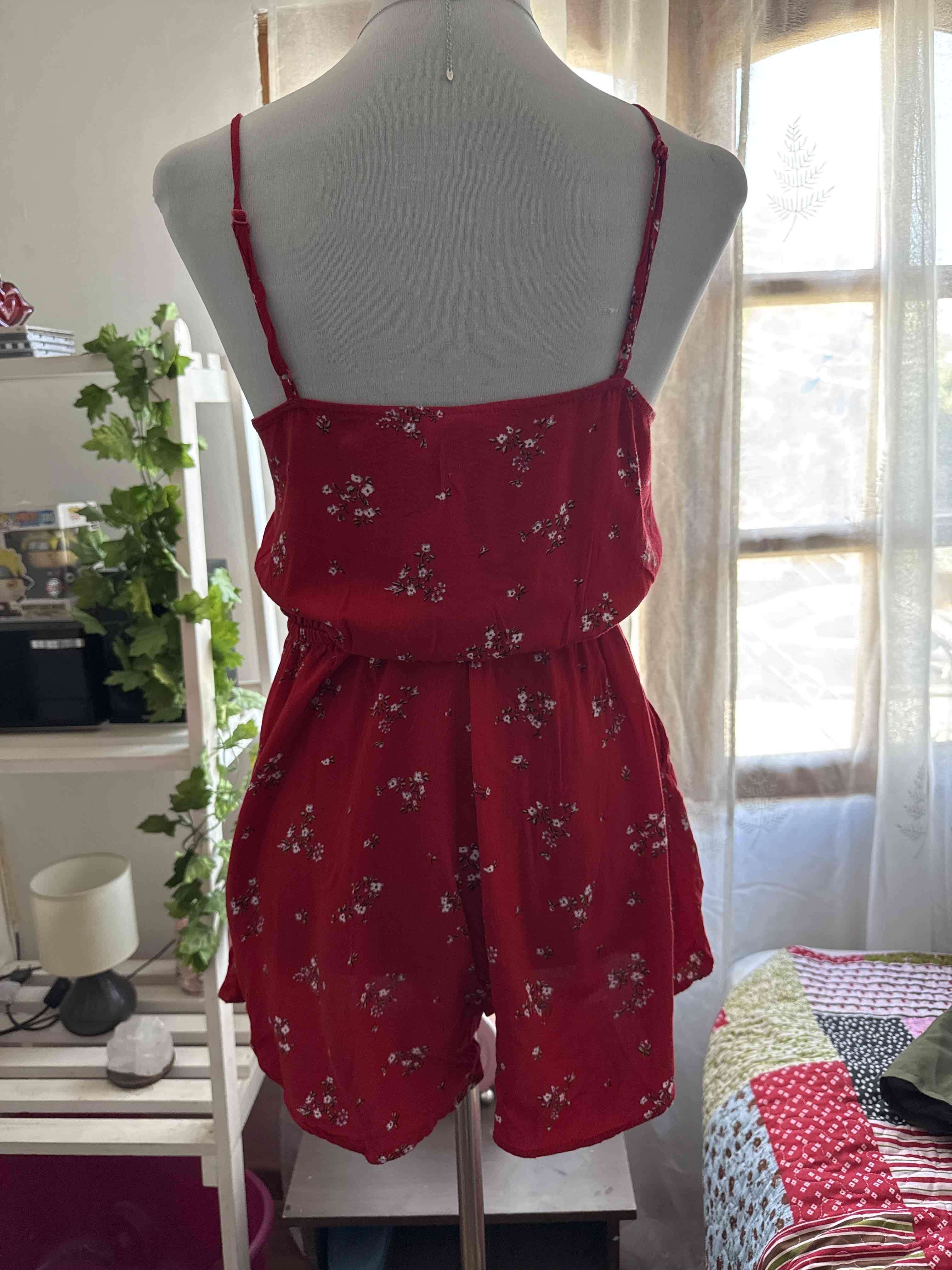 Mono corto rojo floral - miniatura 2