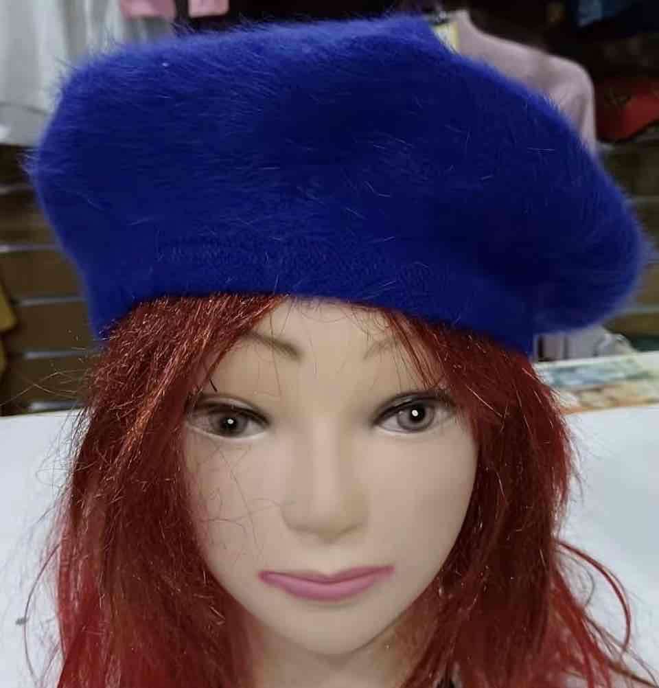 Boina peluda rosa - miniatura 2