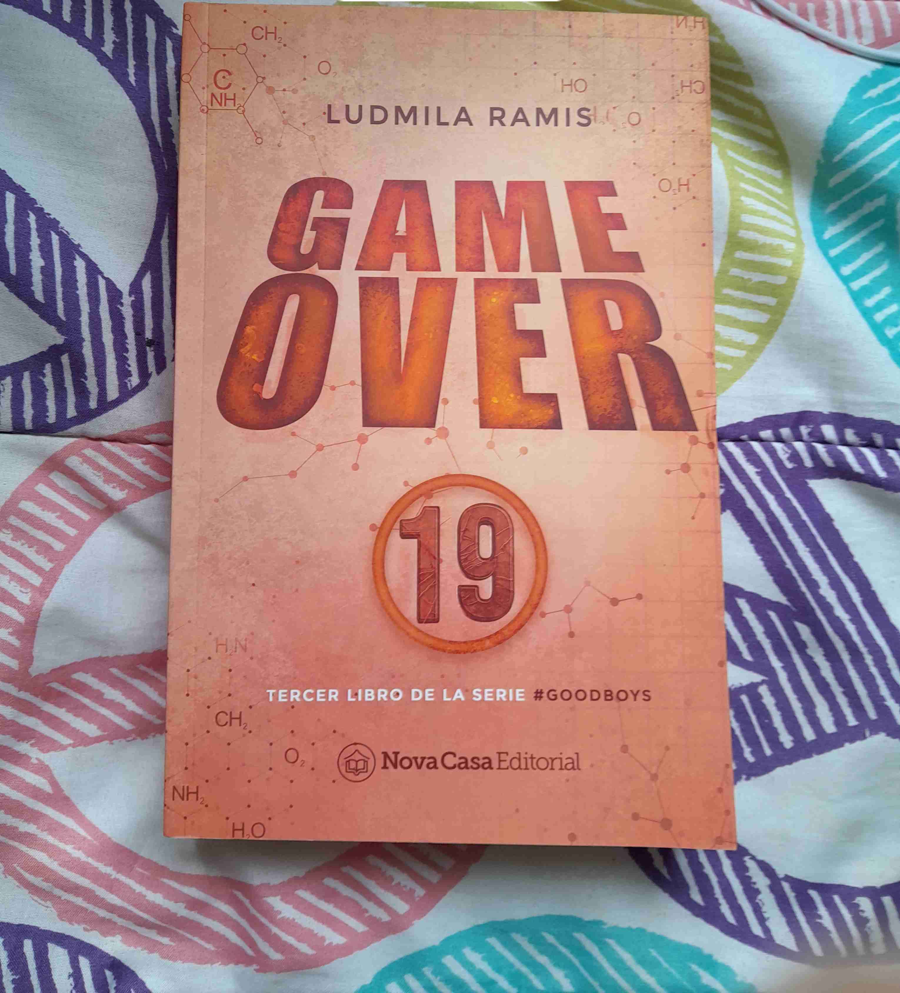 Libro Game Over por Ludmila Ramis