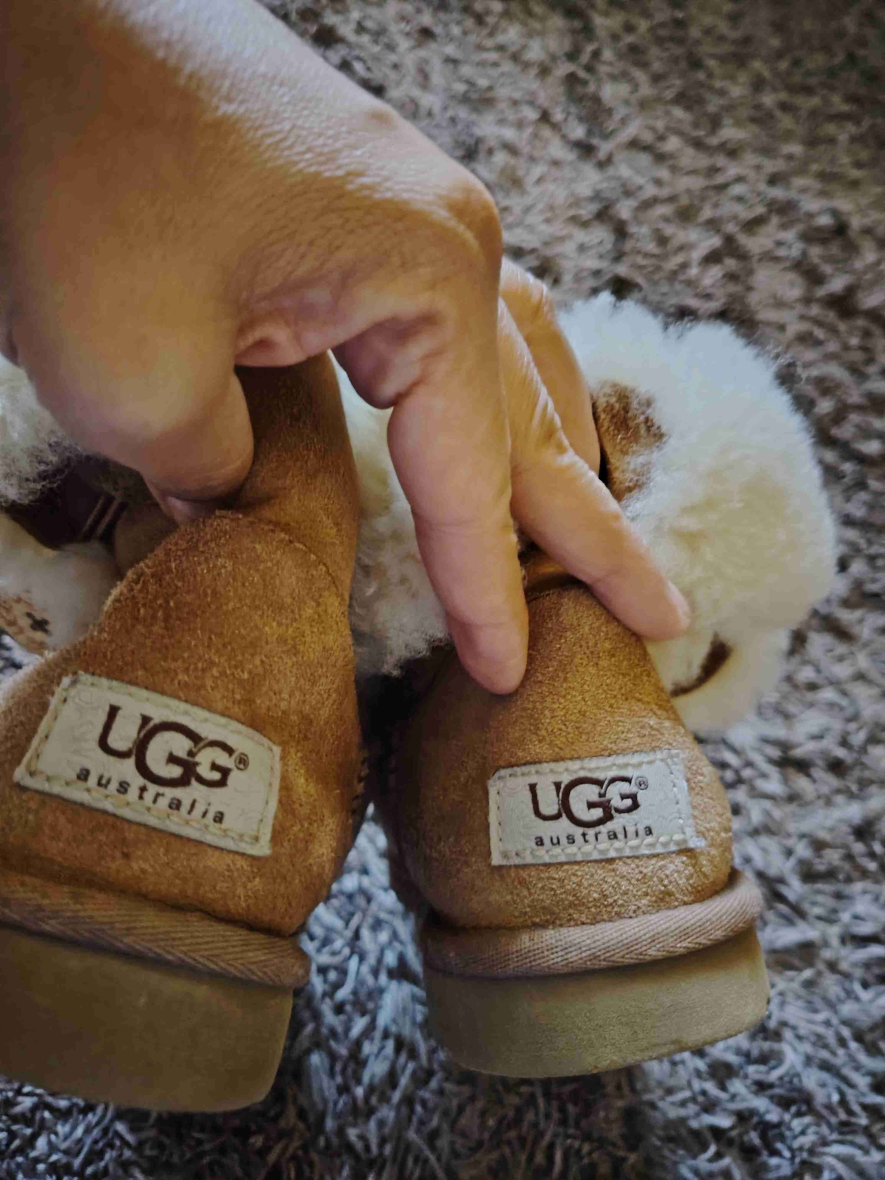 Botas UGG modelo Bailey Button - miniatura 2