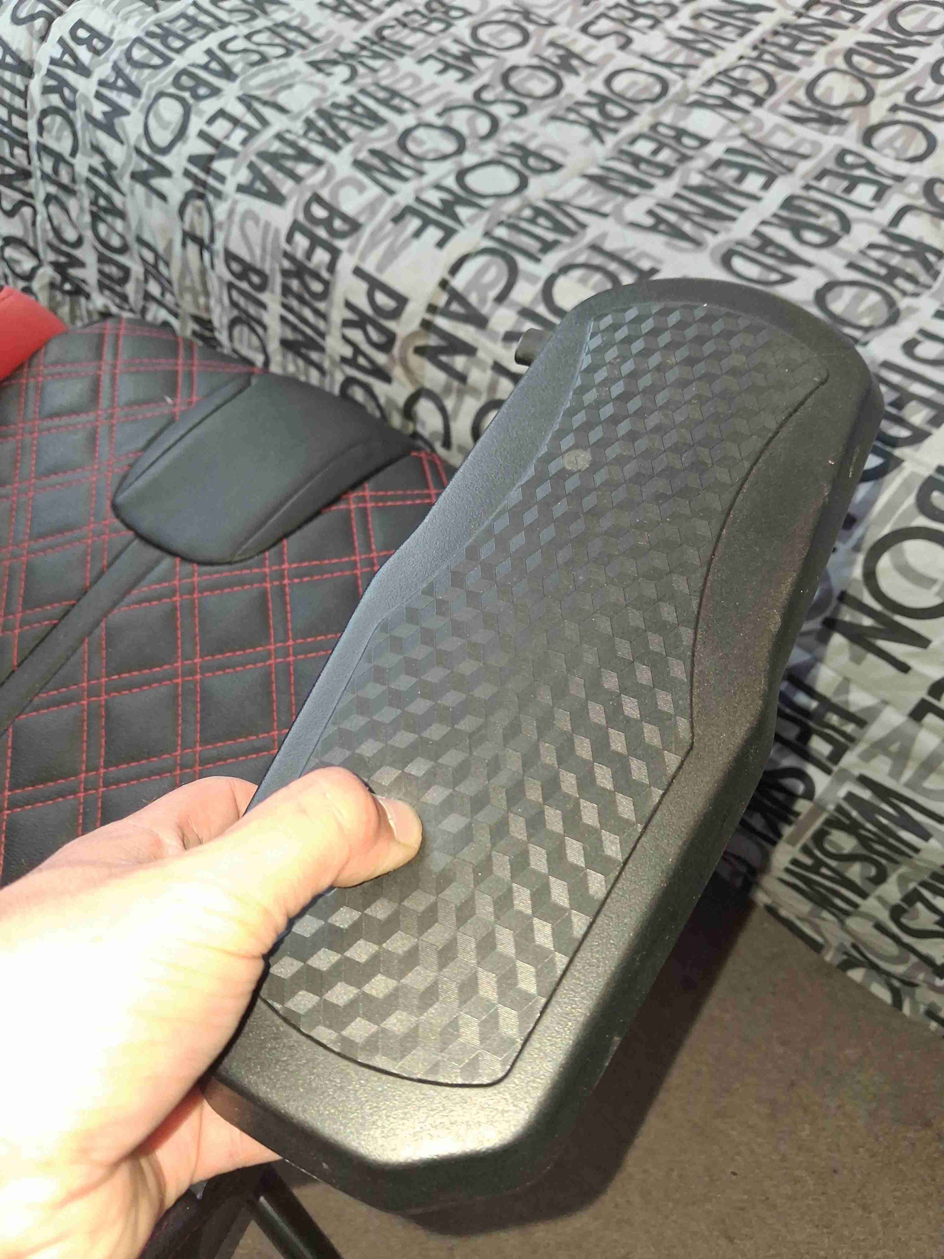 Silla gamer roja y negra - miniatura 6