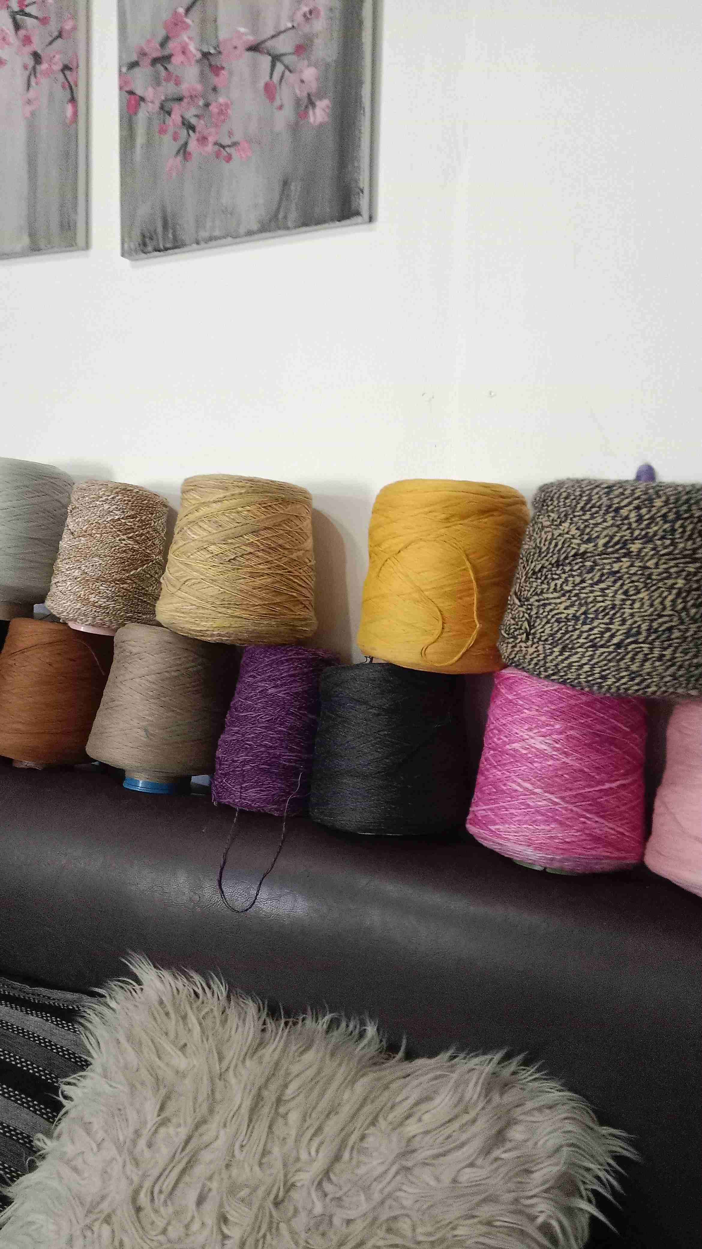 Conos de lana multicolor - miniatura 3