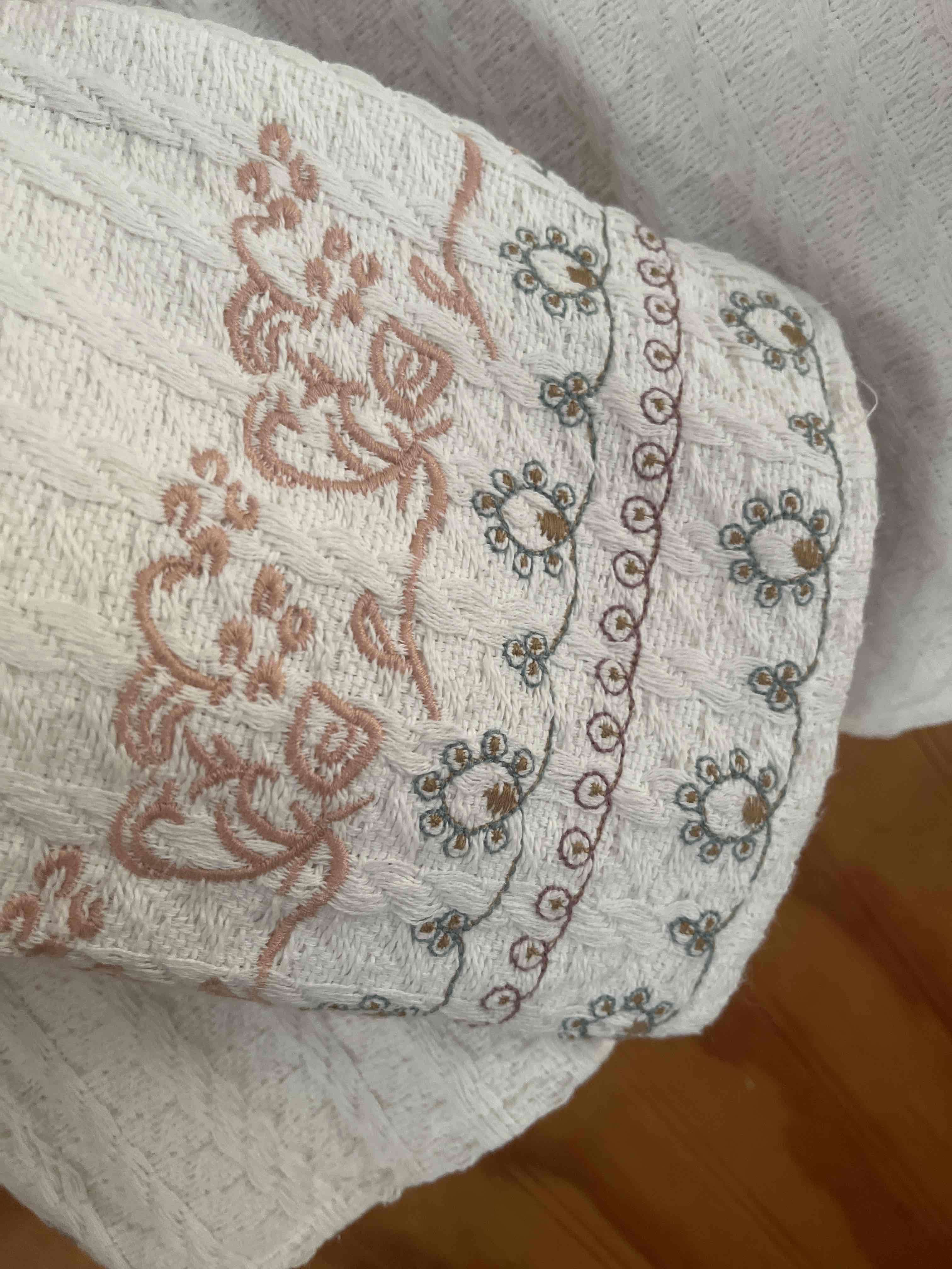 Chaqueta bordada blanca - miniatura 3