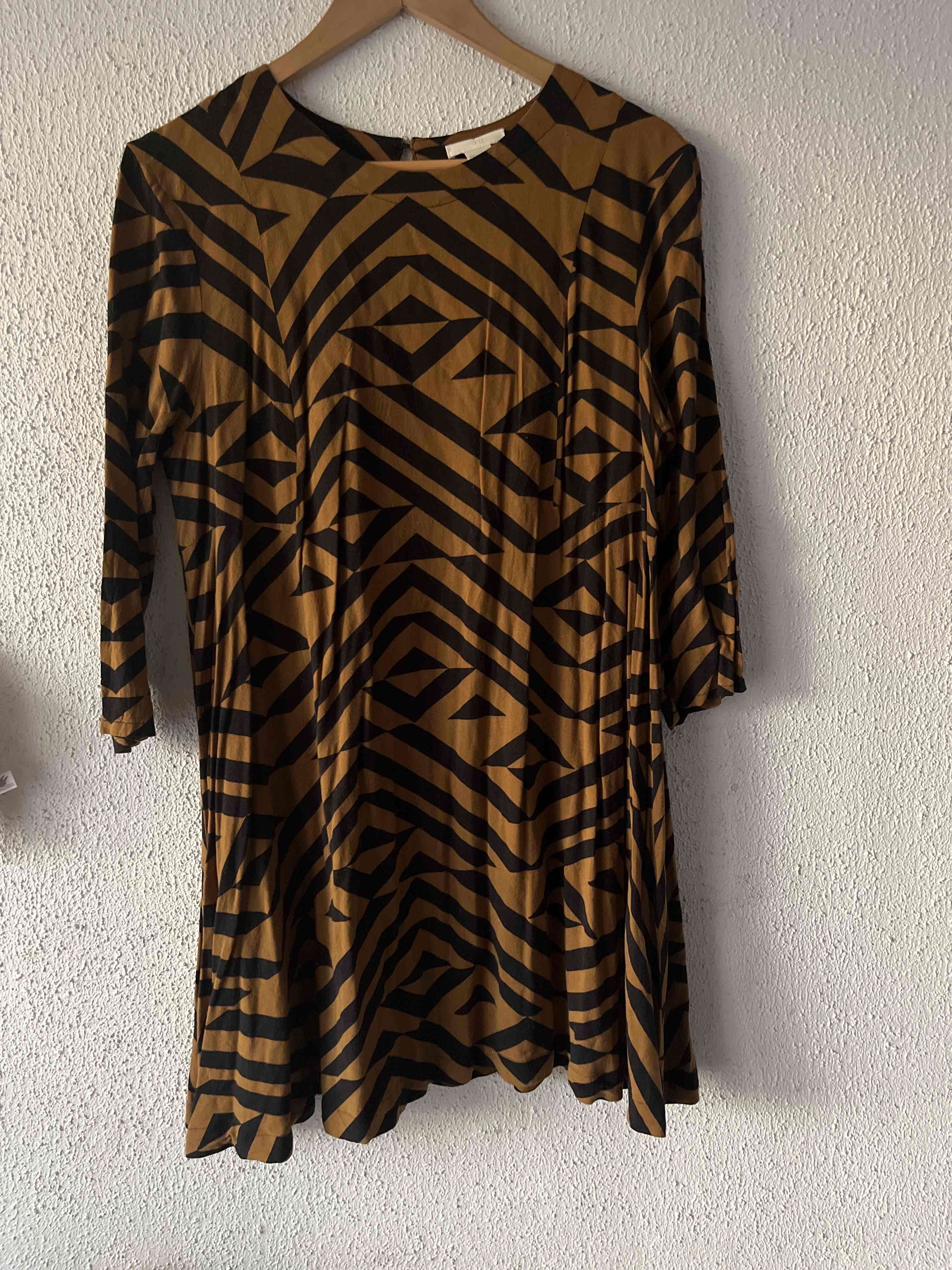 Vestido estampado geométrico