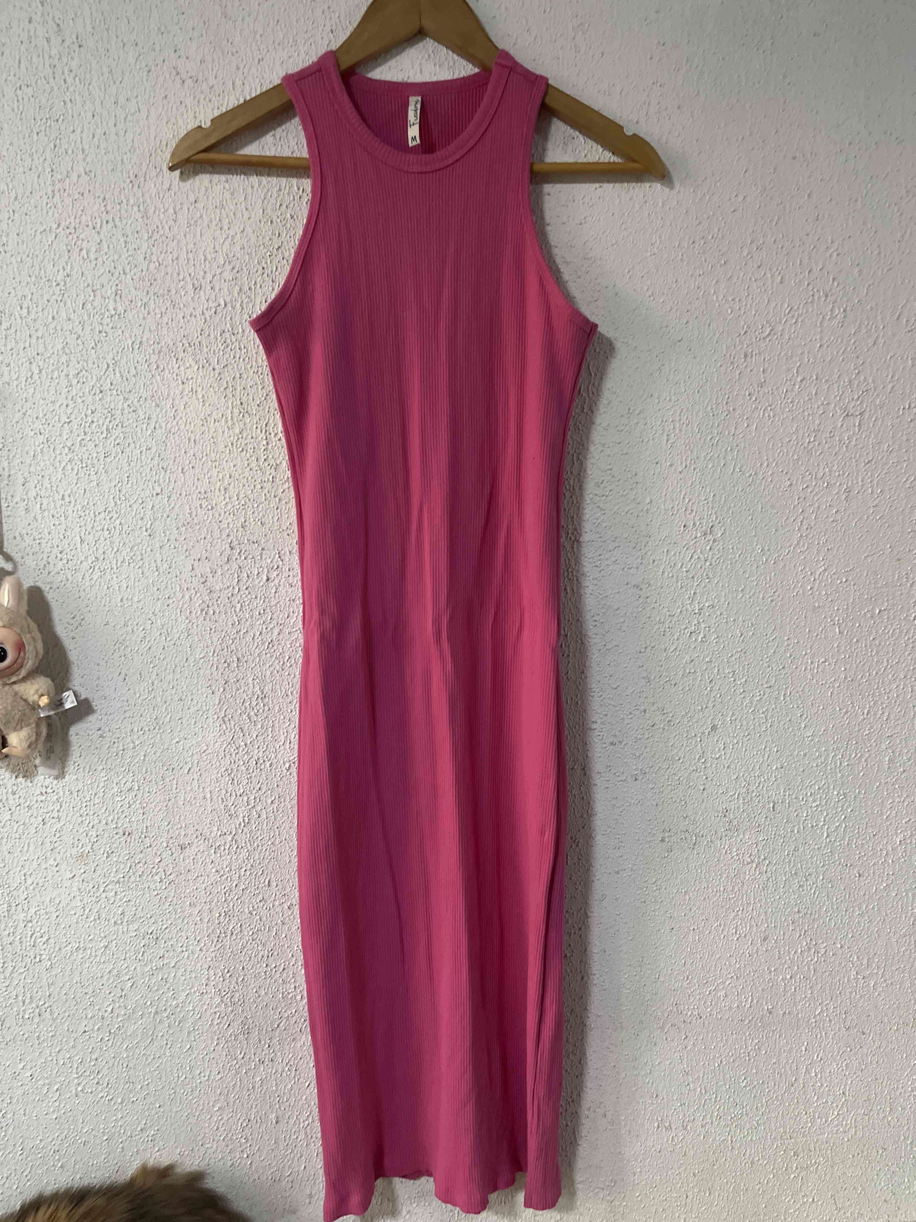 Vestido largo fucsia - miniatura 3