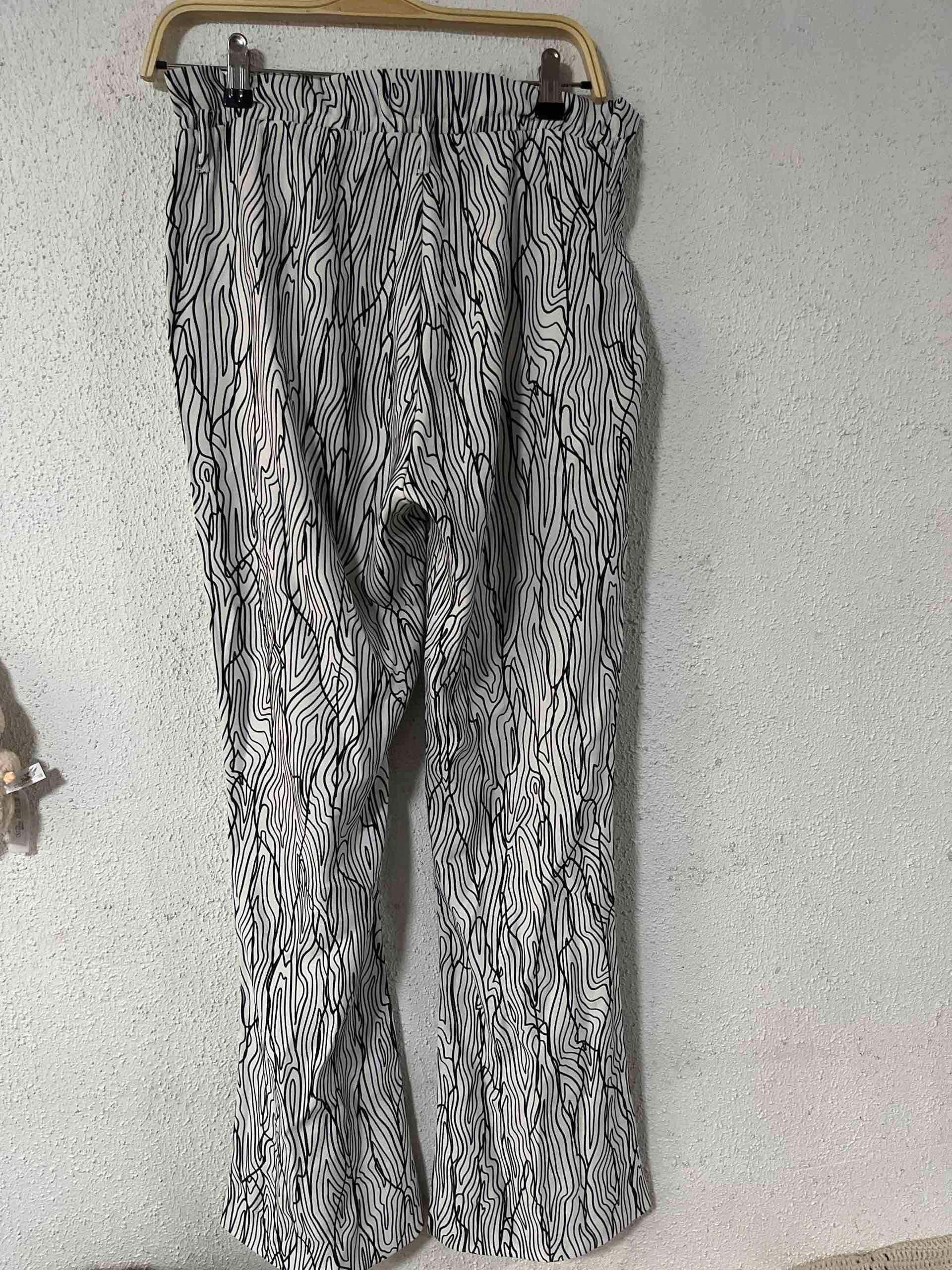 Pantalones estampado blanco y negro - miniatura 5