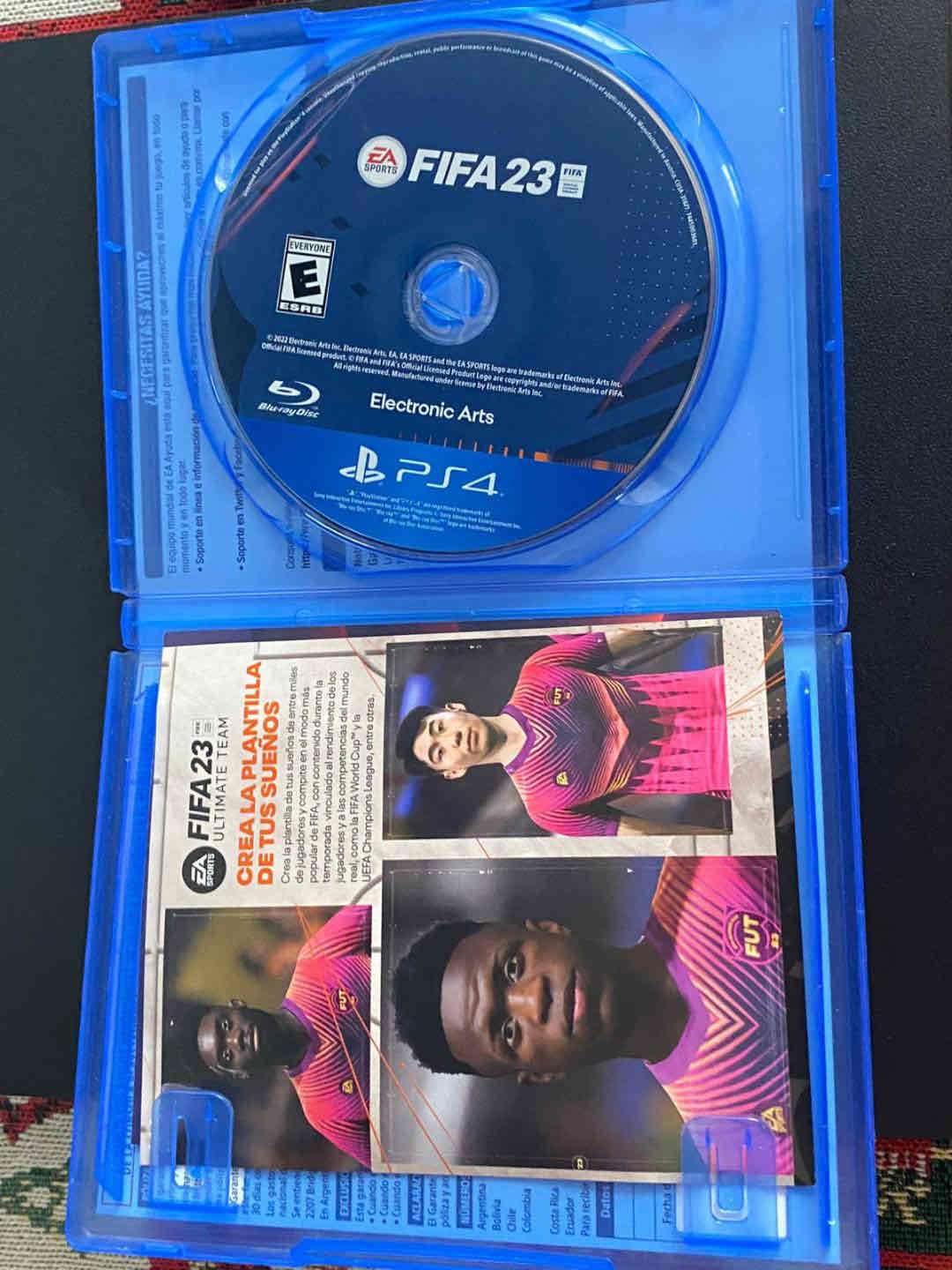 Play 4 y algunos juegos - miniatura 3