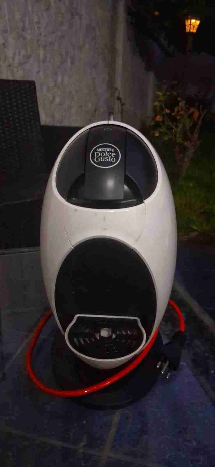 Cafetera de cápsulas blanca - miniatura 2