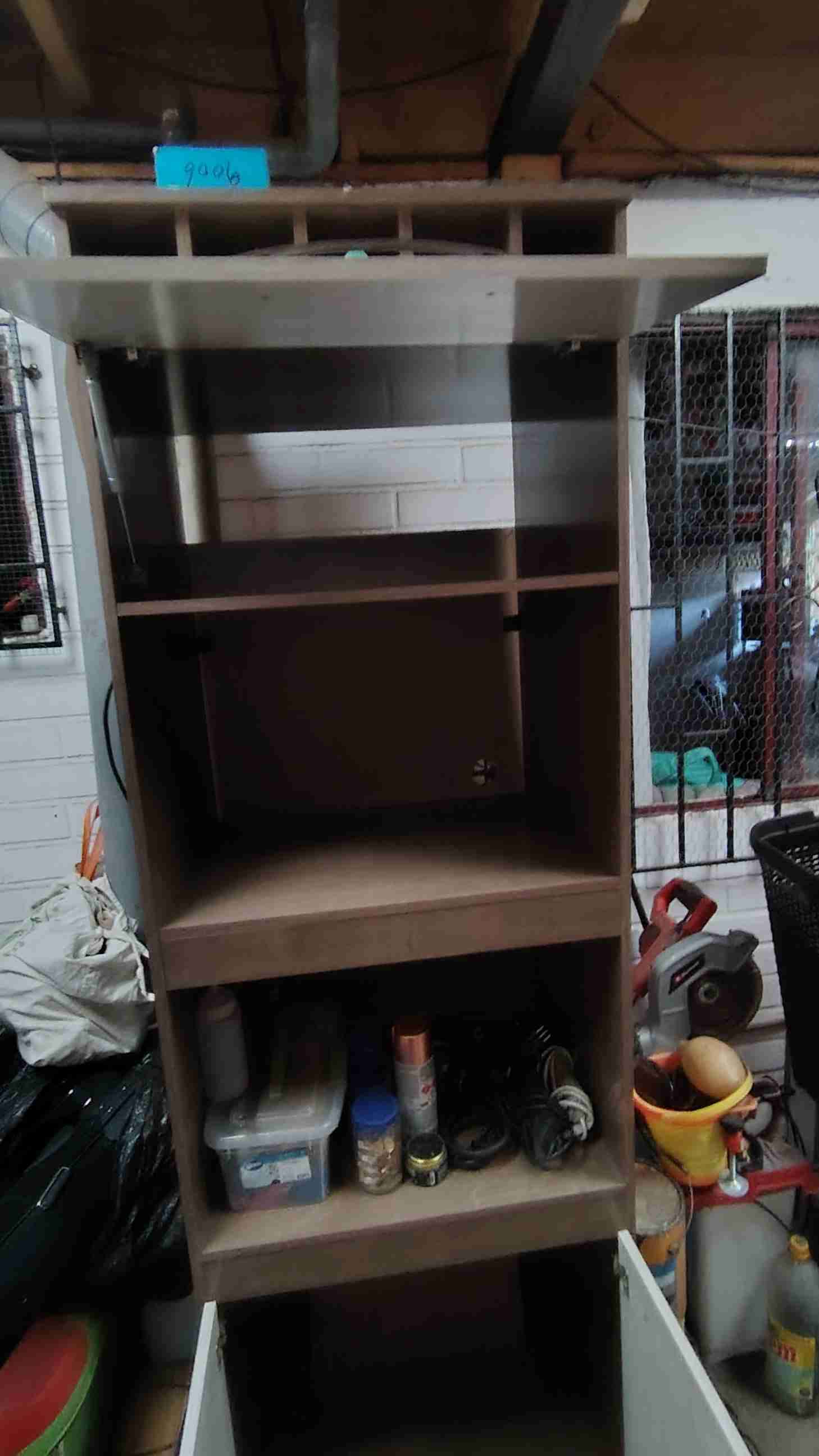 Estantería de madera grande