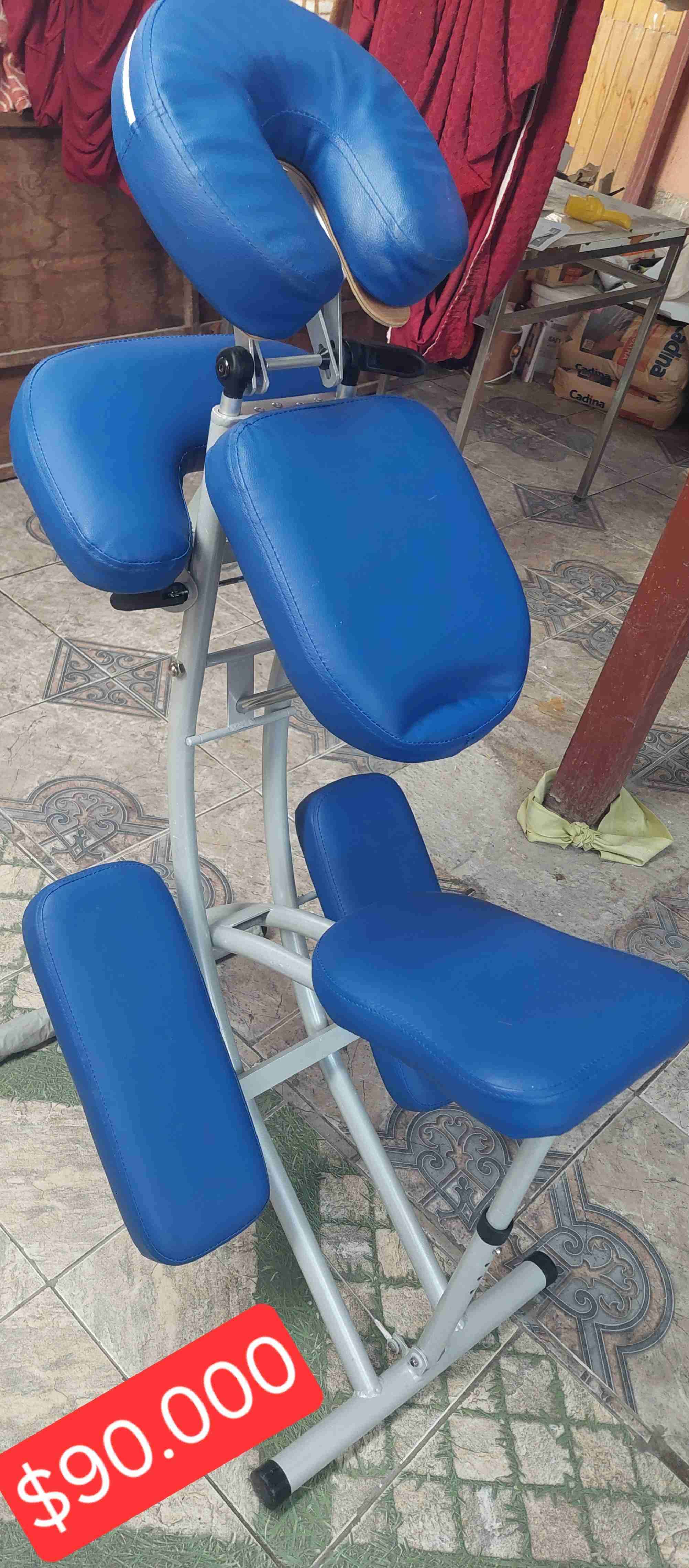 Silla de masaje azul plegable