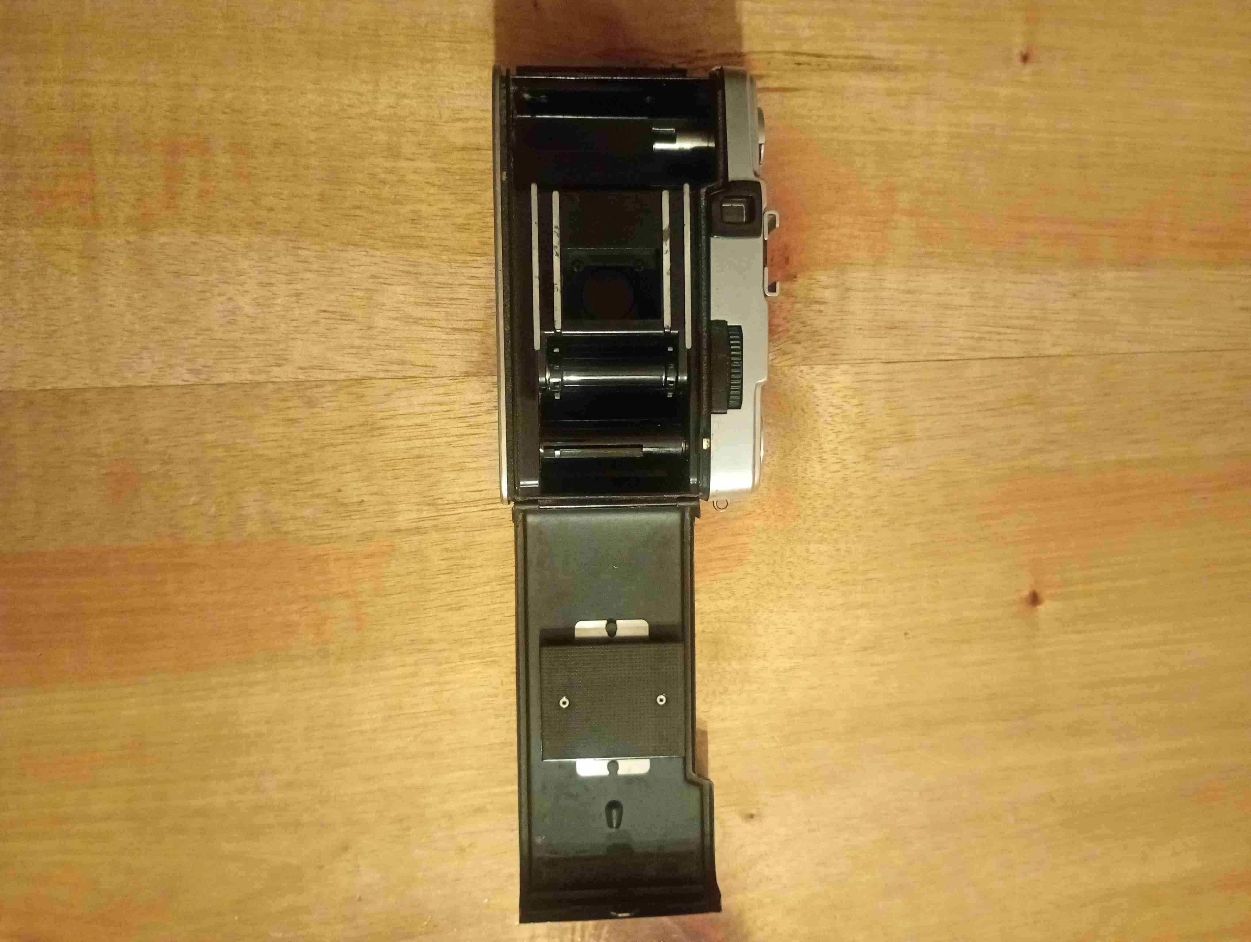 Cámara Olympus Pen vintage - miniatura 3