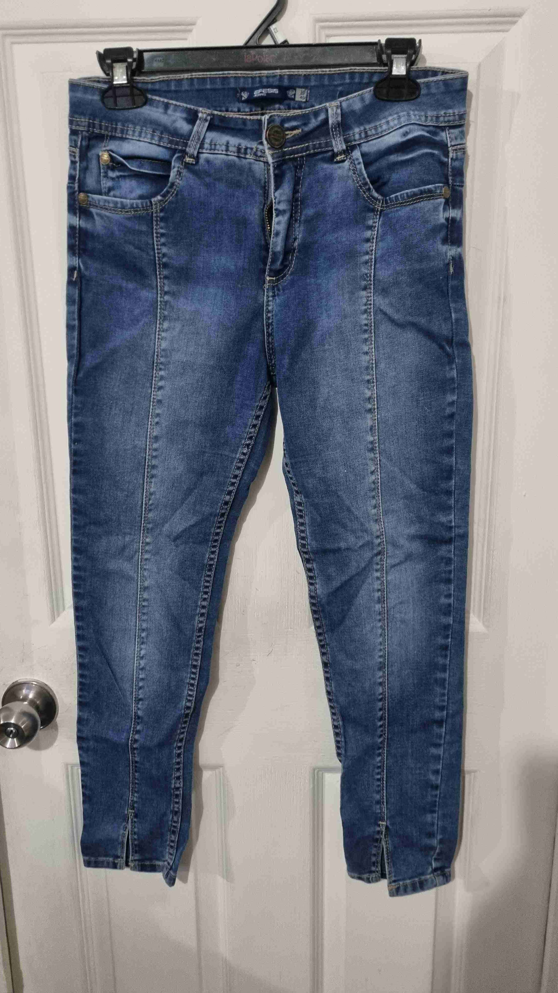 Jeans azul desgastado