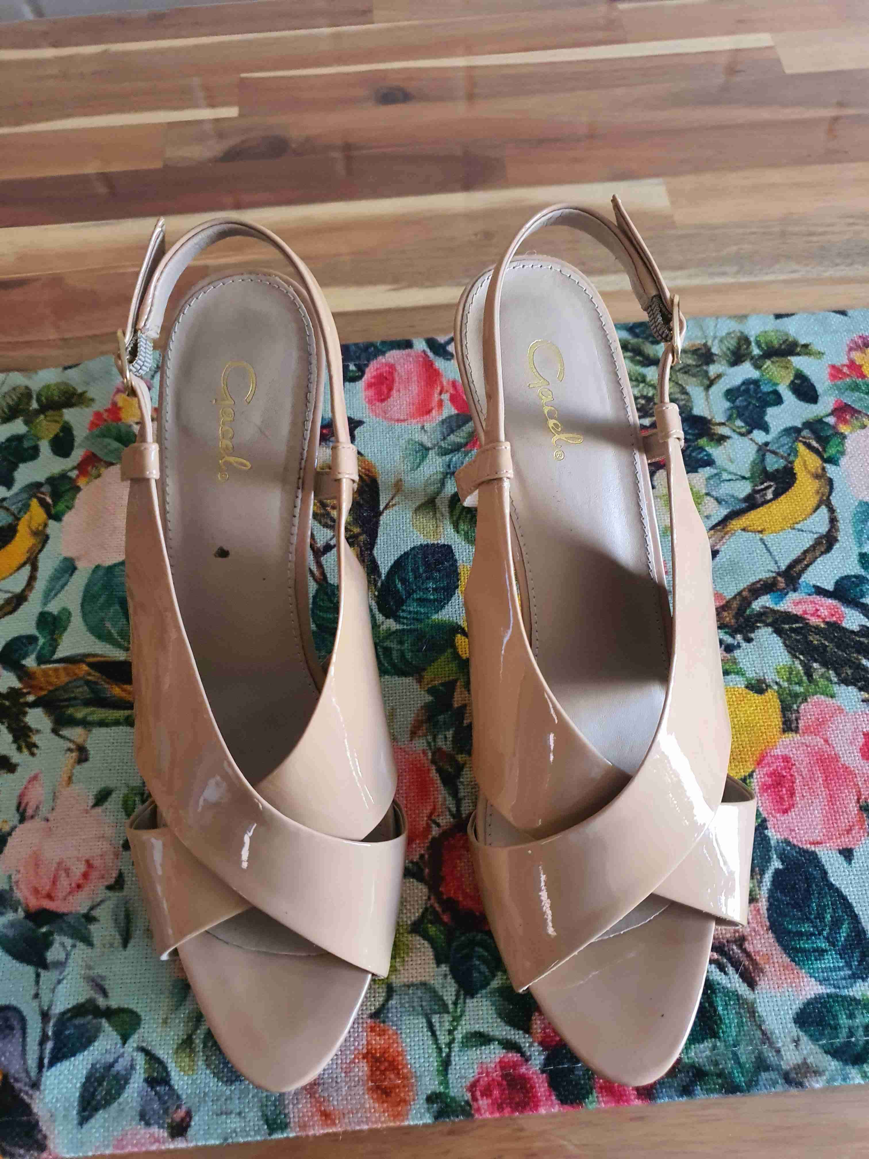 Sandalias piel nude Casual gacel