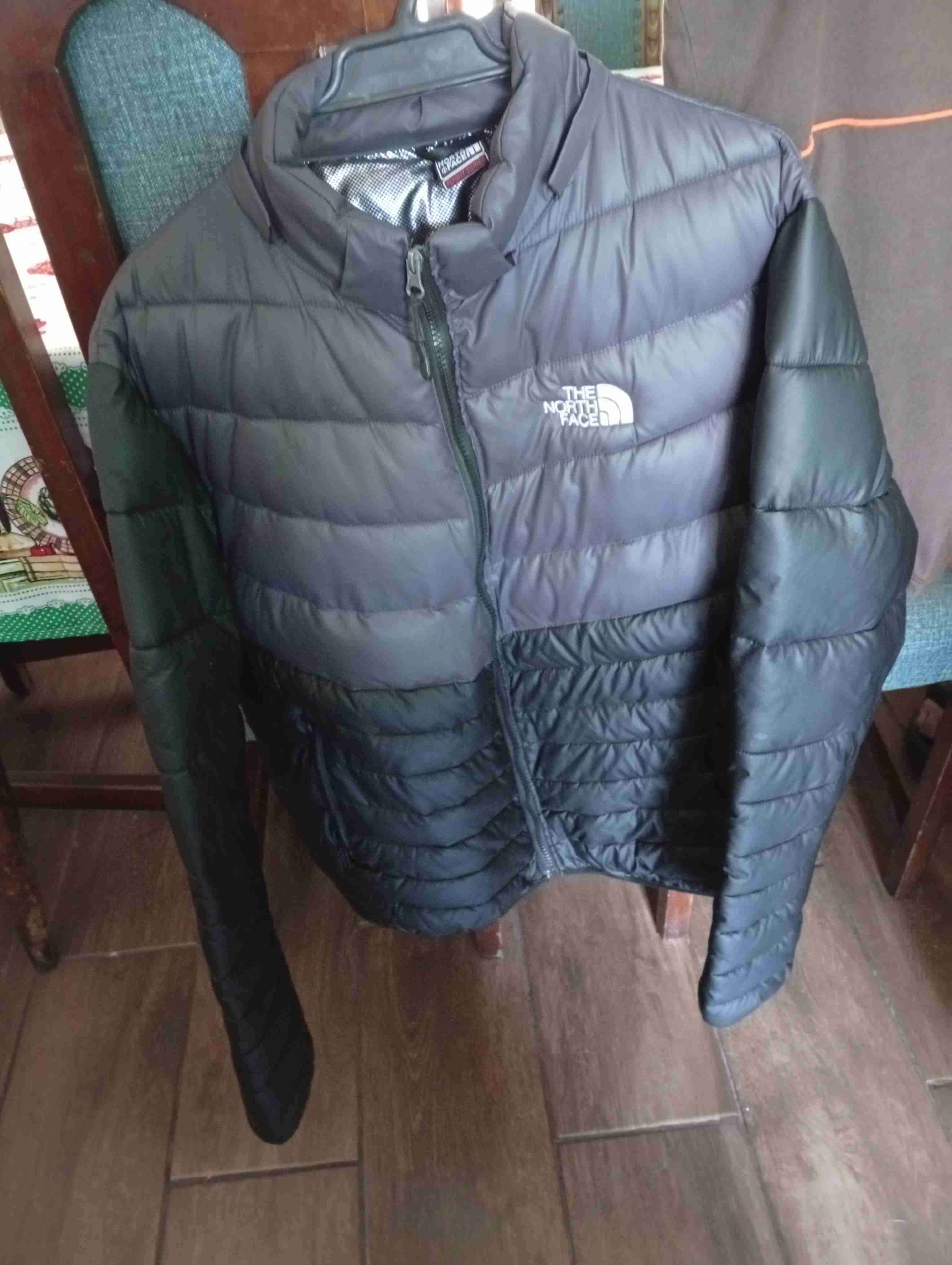 Chaqueta infantil gris con dibujos - miniatura 2