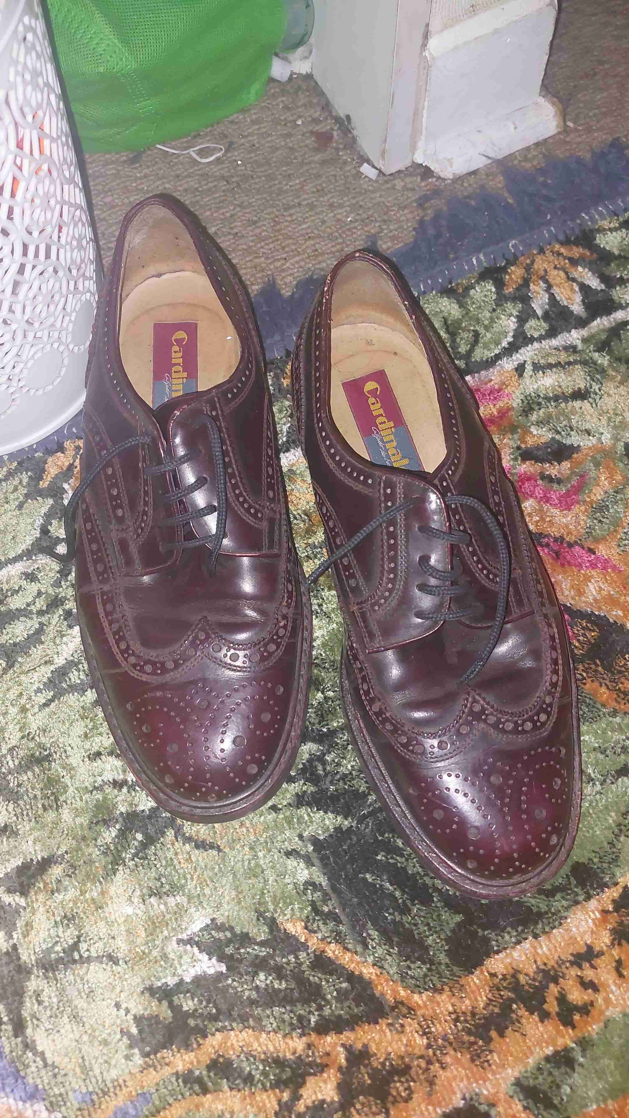 Zapatos de cuero marrón formales